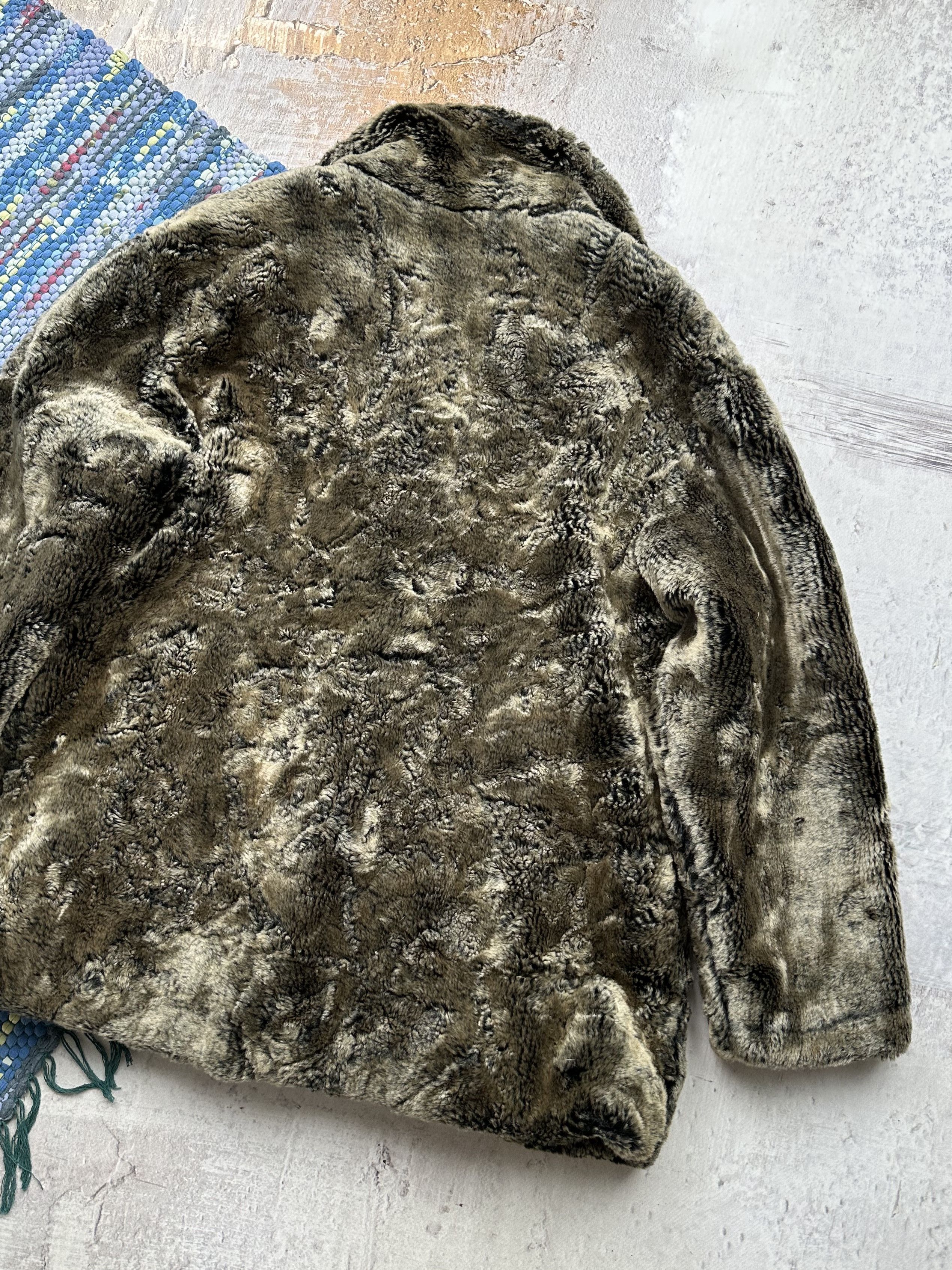 Vintage Vintage Faux Fur Coat A135D15(403) Size M / US 6-8 / IT 42-44 - 7 Thumbnail