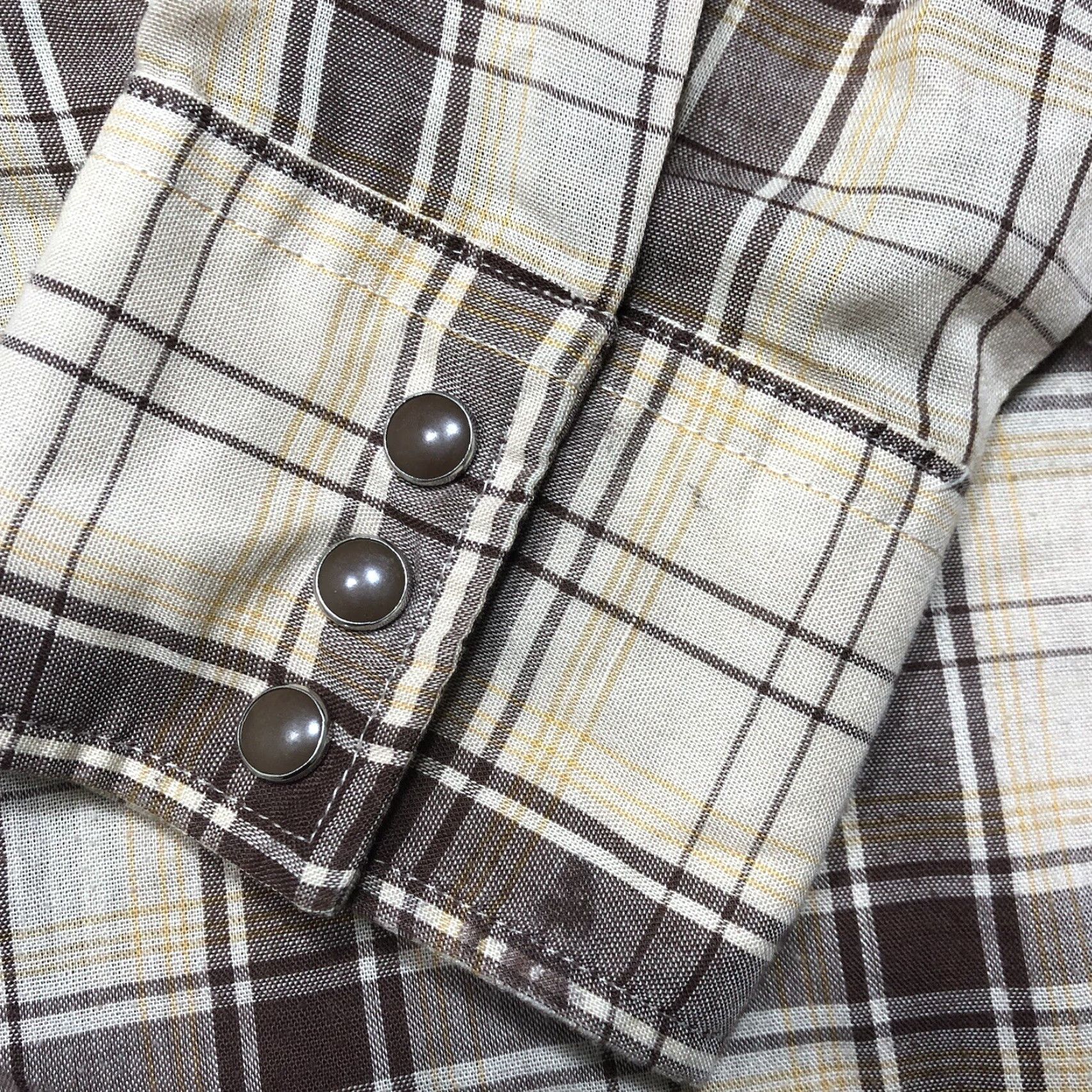 Wrangler VINTAGE Wrangler Shirt Mens L Brown Tan Plaid Pearl Snap Long Sleeve CowBoy Western Retro 80s 70s 60s Pockets Logo Cotton Blend Size US L / EU 52-54 / 3 - 3 Thumbnail