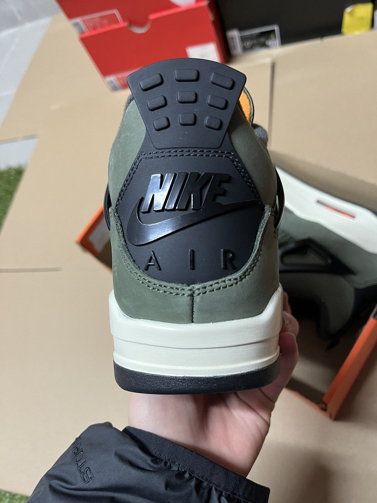 Nike Jordan 4 Retro Undefeated Sp Size US 9 / EU 42 - 6 Thumbnail