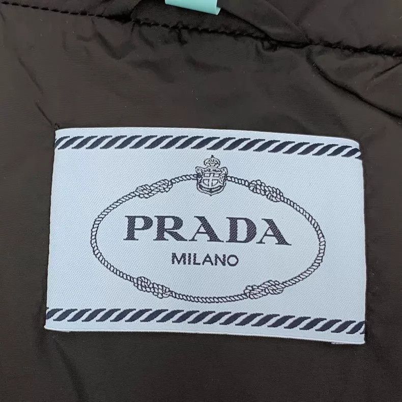 Prada Prada Black triangle stand-up collar zipper long-sleeved d Size XS / US 0-2 / IT 36-38 - 6 Thumbnail