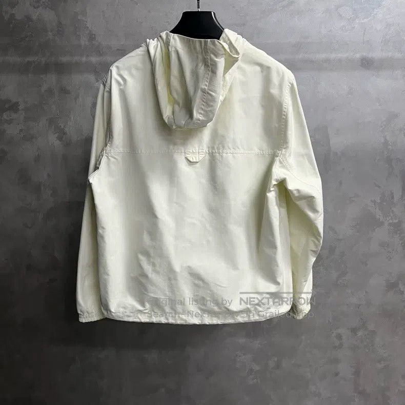 Louis Vuitton Louis Vuitton White Solid Windproof Hooded Casual Jacket Size US M / EU 48-50 / 2 - 2 Thumbnail