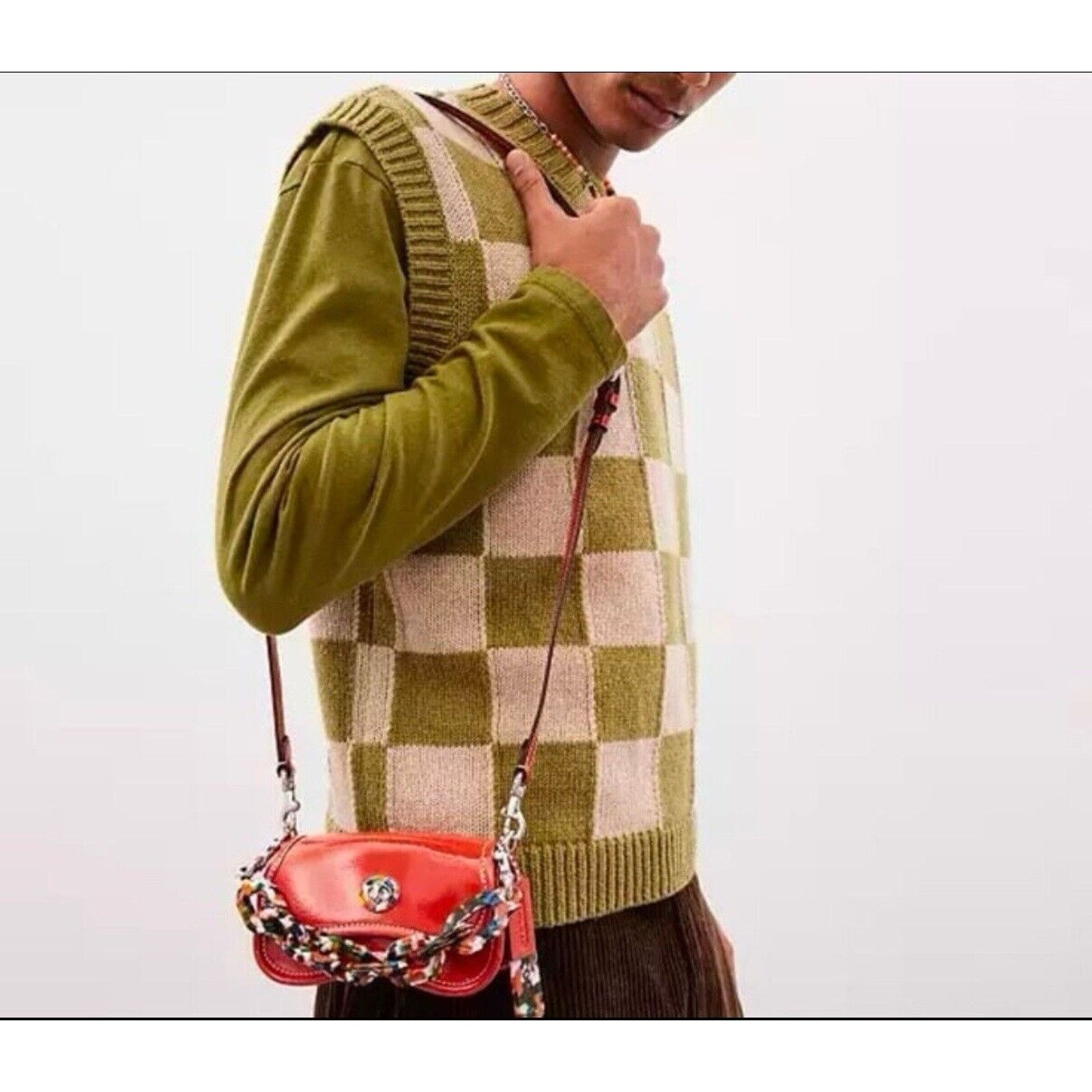 Coach NWT Coach CQ853 DEEP ORANGE MINI Wavy Dinky Crossbody Bag Size ONE SIZE - 10 Thumbnail