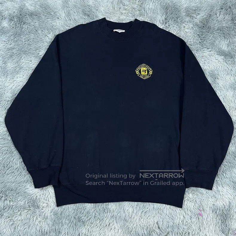Balenciaga Balenciaga Manchester United Embroidery Logo Sweatshirt, S Size US XS / EU 42 / 0 - 1 Thumbnail