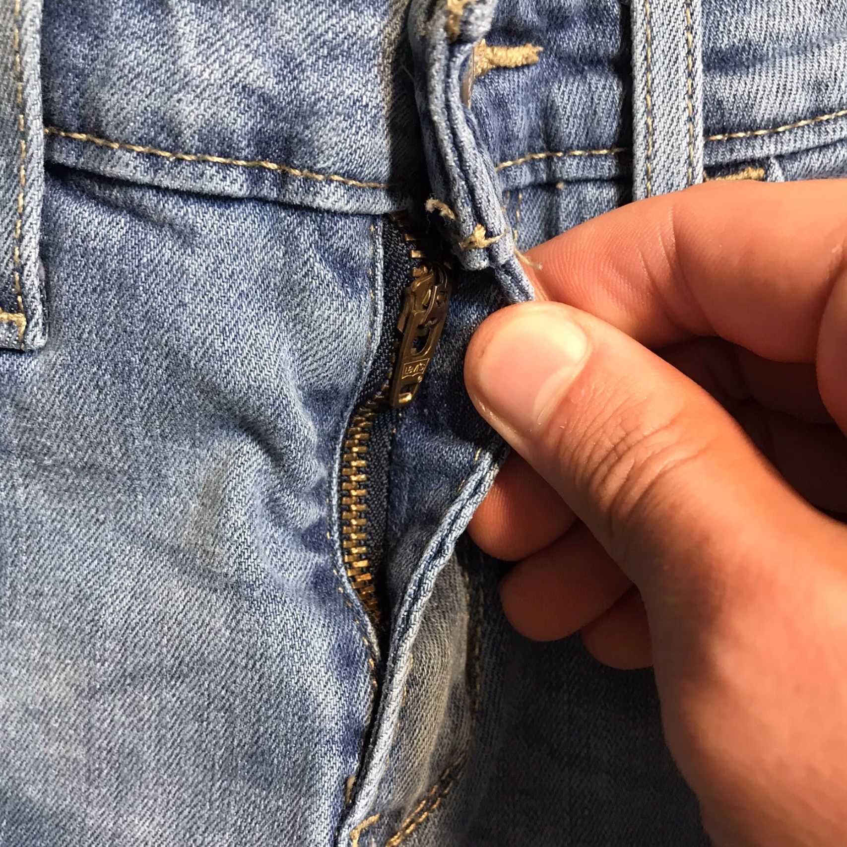 Levi's Levi's Light Blue Denim Womens Short 5-Pocket Zip Fly Slim Fit 8.5 Inseam 26W 4 Size 27" / US 4 / IT 40 - 3 Thumbnail