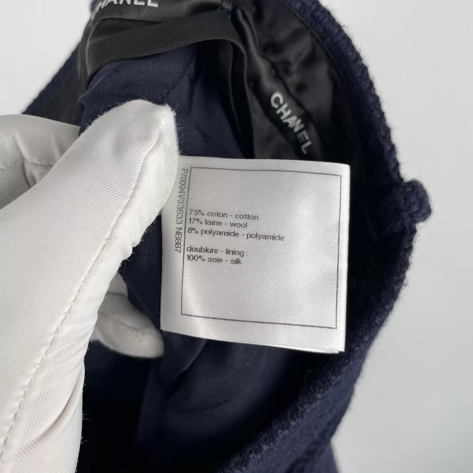 Chanel Chanel Navy Blue Shorts Size 28" / US 6 / IT 42 - 8 Thumbnail