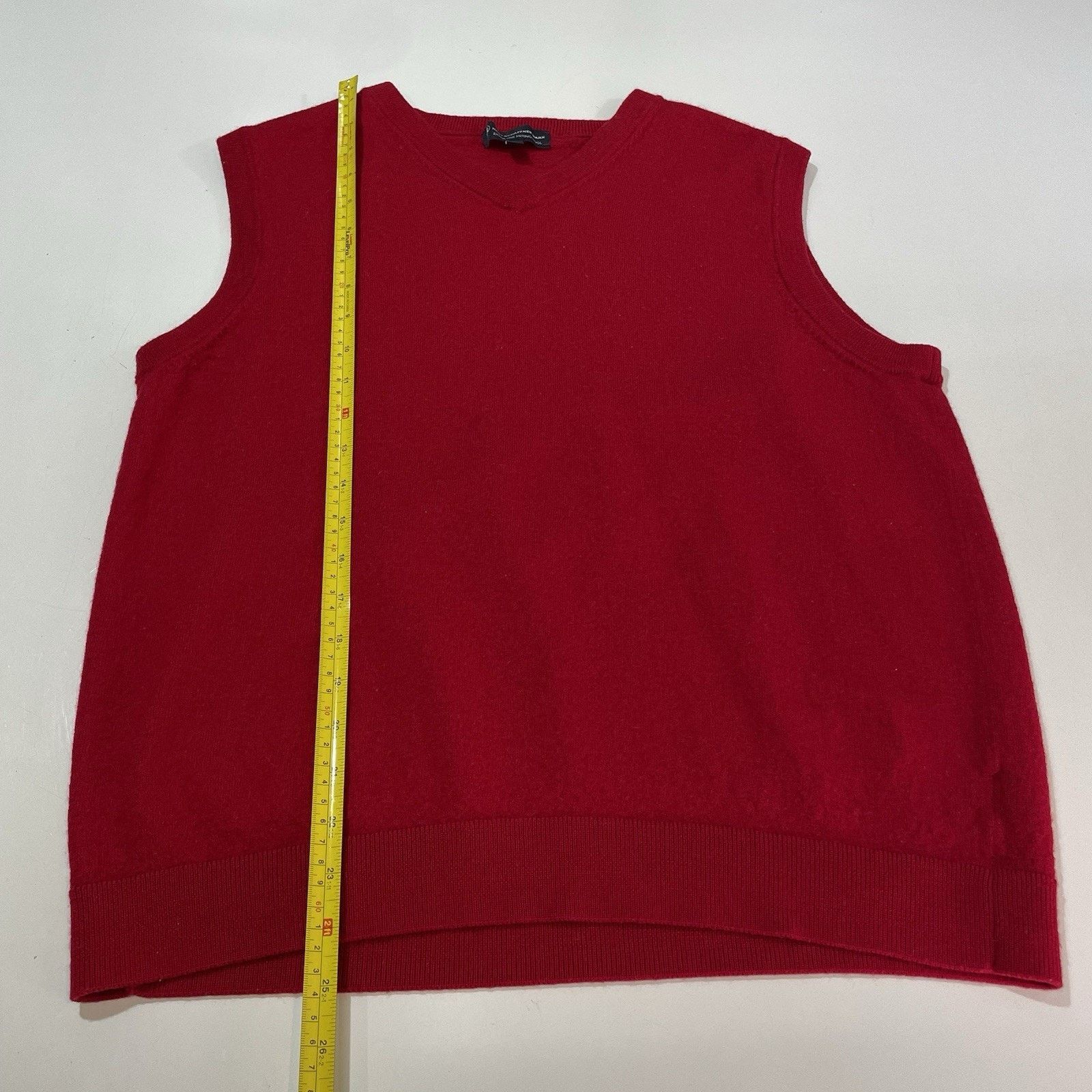 Hart Schaffner Marx Hart Schaffner Marx Merino Wool Vest Red V-Neck XLT LG Size US L / EU 52-54 / 3 - 3 Thumbnail