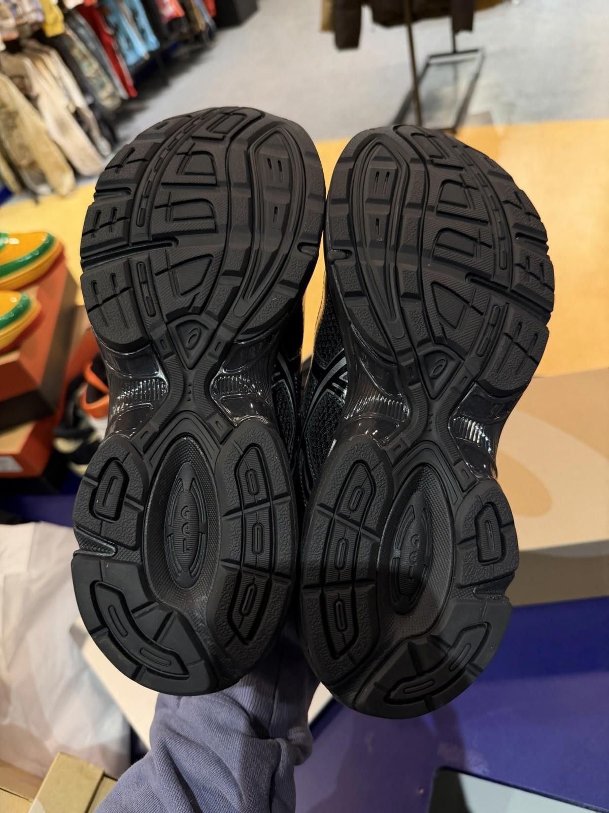 Asics ASICS Gel-1130 Black Pure Silver Men (10) 1201A906-001 NEW Size US 10 / EU 43 - 10 Thumbnail