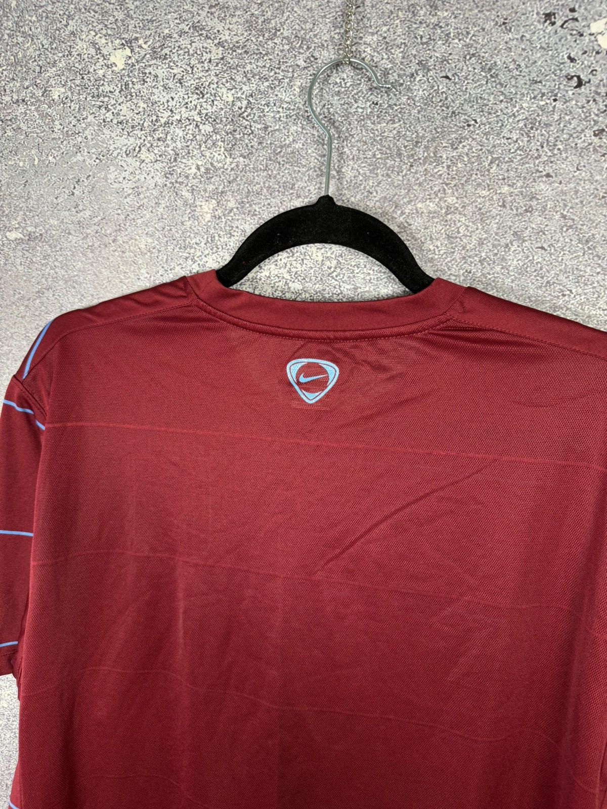 Nike × Vintage Vintage Aston Villa 2006 Nike Training Pre-Match Jersey Size US L / EU 52-54 / 3 - 13 Thumbnail