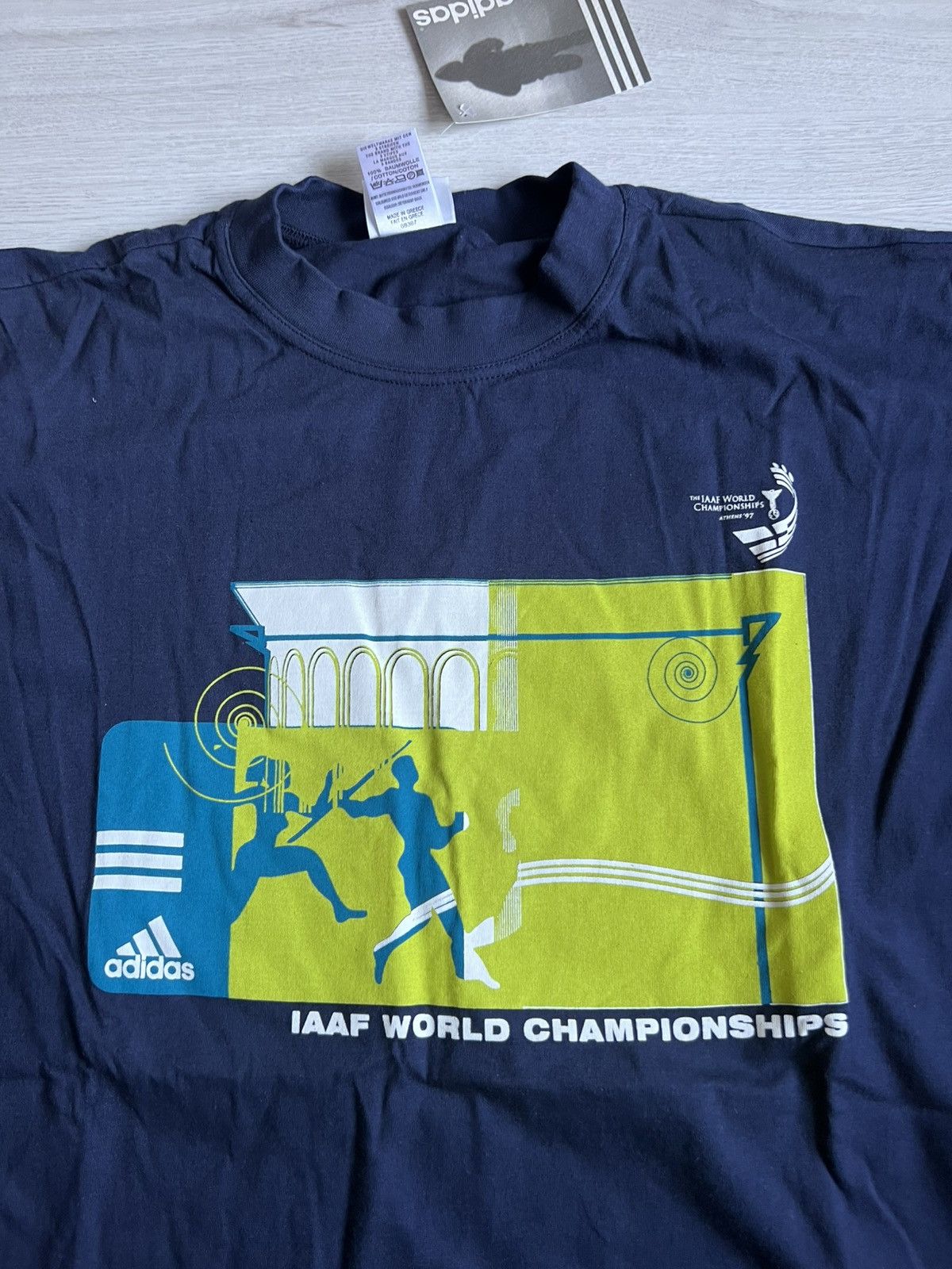 Adidas Adidas tshirt vintage size xl Size US XL / EU 56 / 4 - 2 Thumbnail