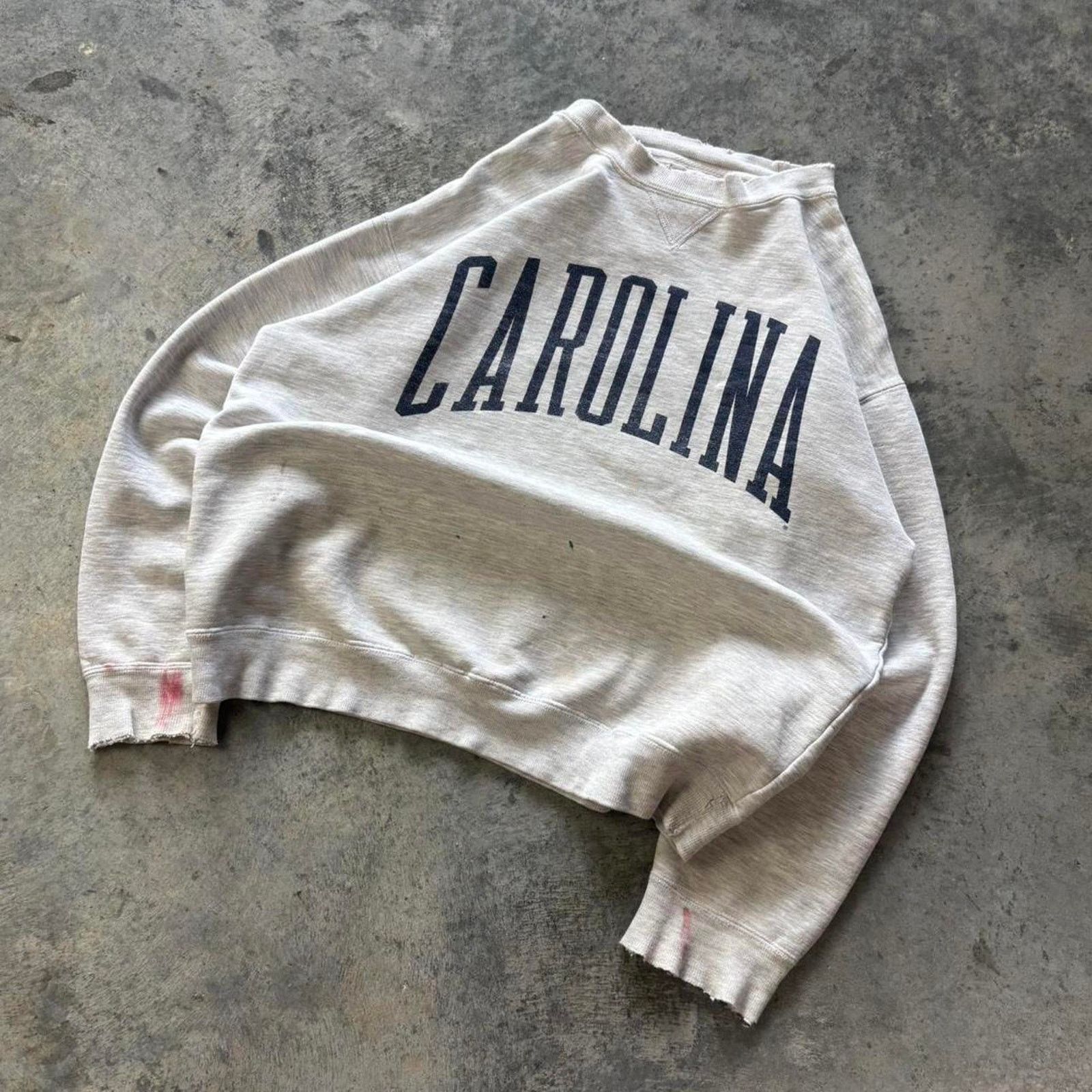 Vintage 90s University of North Carolina Tar Heels Thrashed Crewneck Size US S / EU 44-46 / 1 - 1 Thumbnail