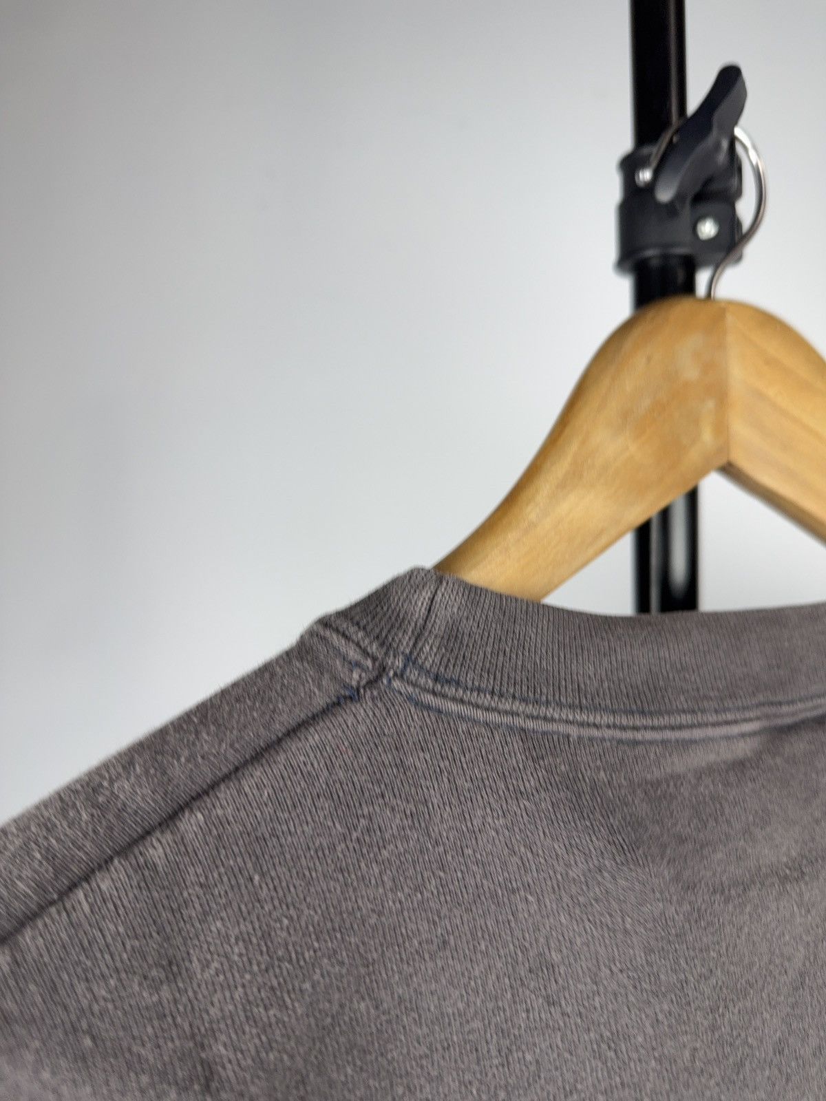 Levi's Vintage 00s USA Levi’s Gray Crewneck Sweatshirt Small Logo Size L / US 10 / IT 46 - 12 Thumbnail