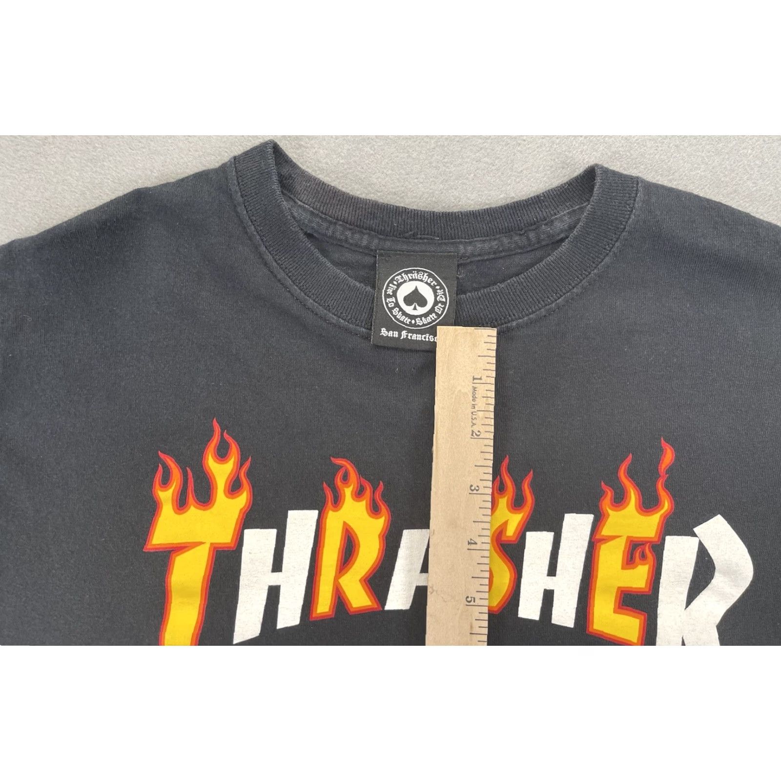 Thrasher VINTAGE Thrasher T Shirt Men’s M Black Skate Distressed Logo Retro 90s Mens Size US M / EU 48-50 / 2 - 4 Thumbnail
