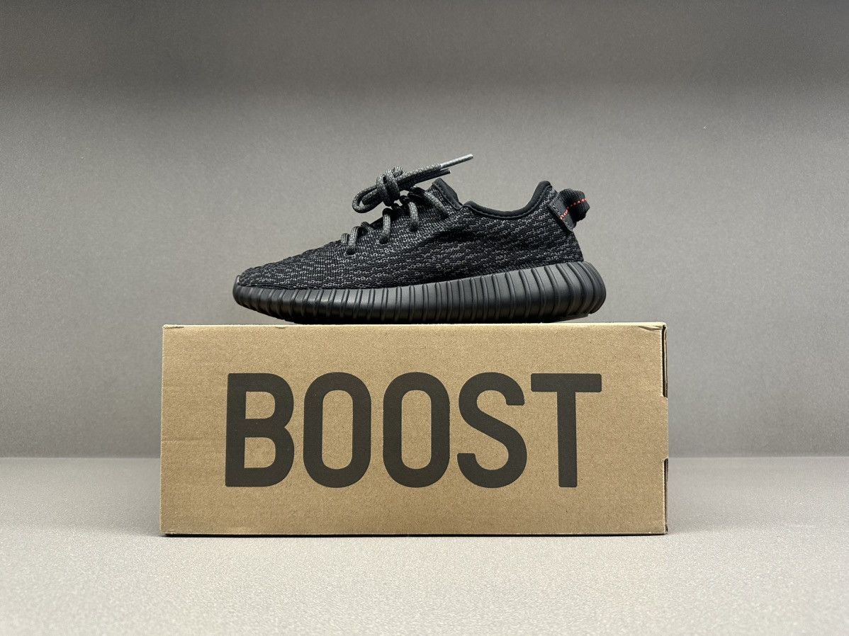 Adidas × Yeezy Yeezy boost 350 Pirate black 2023 Size US 5 / EU 37 - 2 Thumbnail
