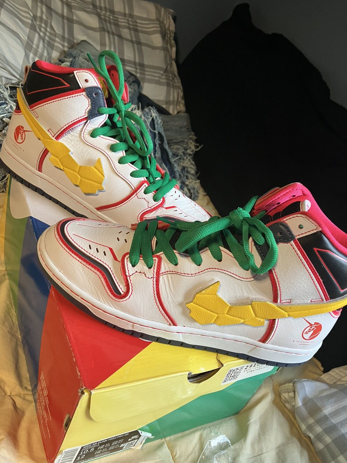 gundam unicorn x nike sb