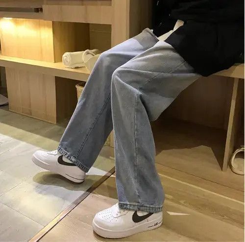 Japanese Brand × Vintage Lightwash blue baggy plain denim Size US 37 - 1 Thumbnail