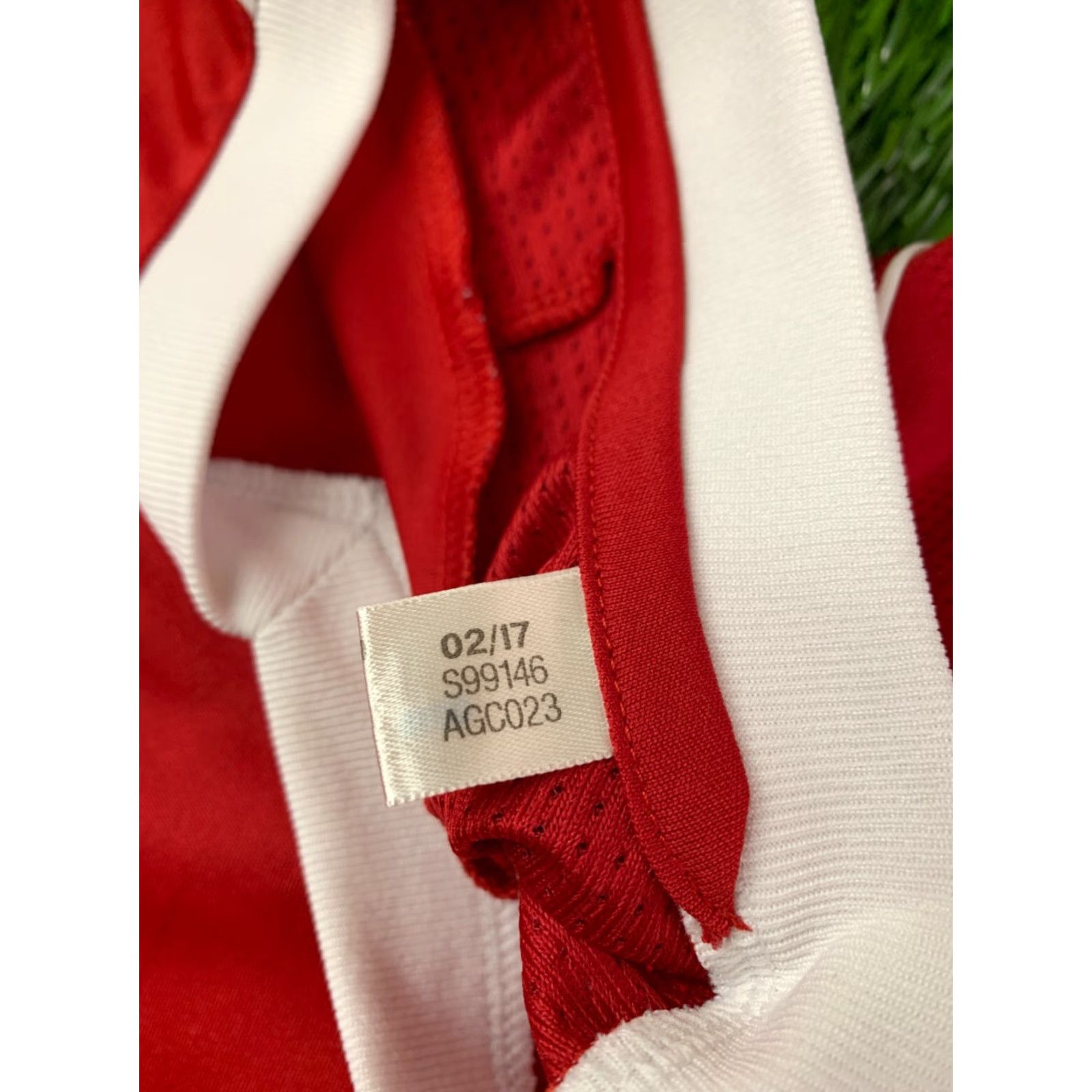 Adidas ADIDAS PERFORMANCE TIRO ORIGINAL 2017 FOOTBALL SHIRT JERSEY SIZE M RED AND WHITE Men's Short Sleeve T-Shirt Football 2017 Size US M / EU 48-50 / 2 - 7 Thumbnail