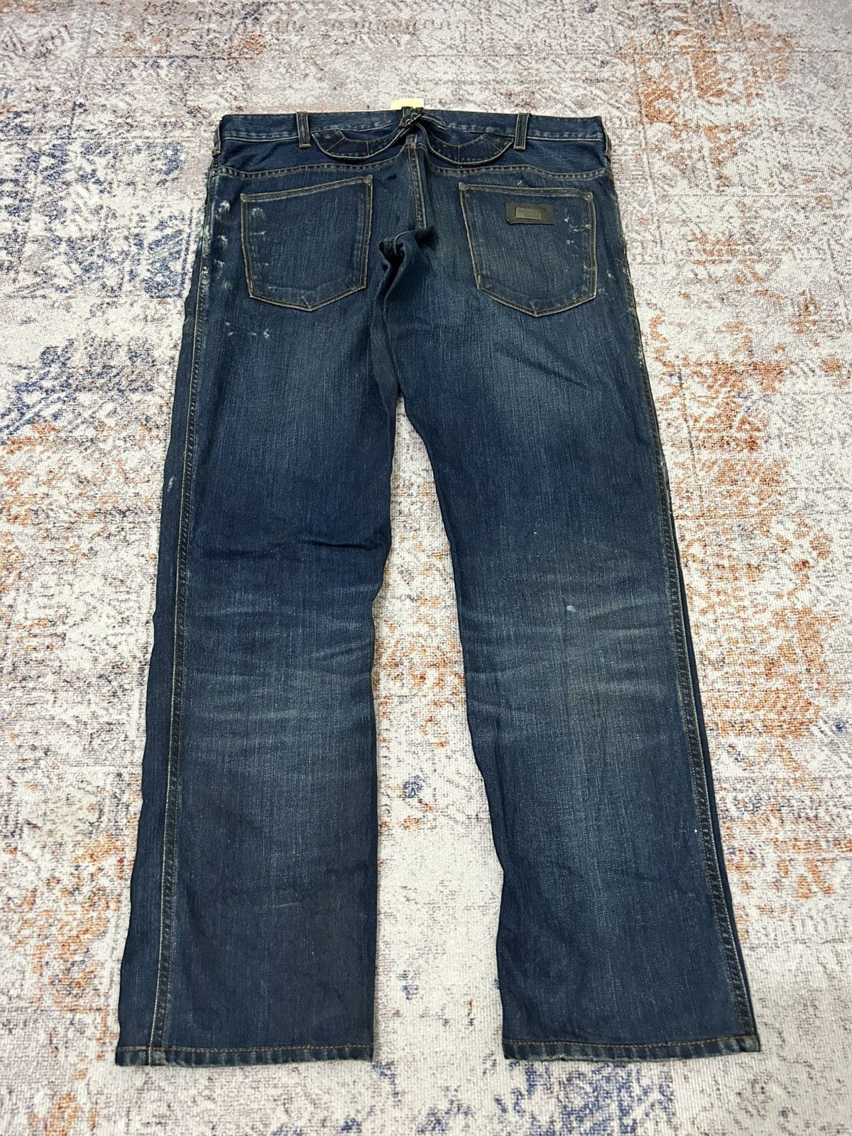 Dolce & Gabbana Dolce & Gabana Buckle Back Distressed Paint Denim Size US 34 / EU 50 - 4 Thumbnail