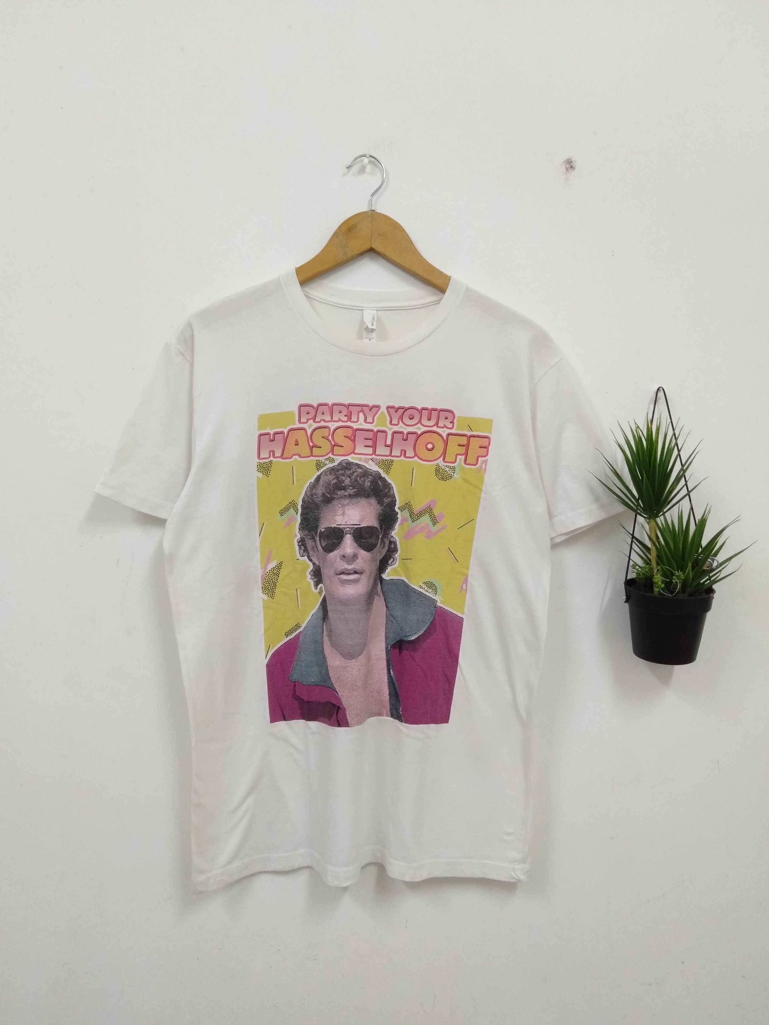 Band Tees Vintage David Hasselholf potrait Actor movie series tee Size US M / EU 48-50 / 2 - 1 Thumbnail