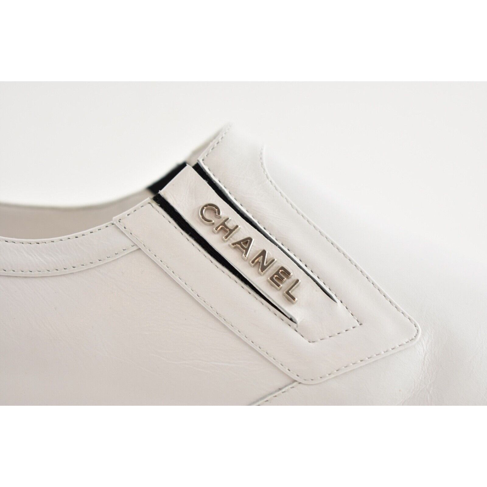 Chanel 18B Crumpled Calf CC Slide Slip On Loafer Moccasin Flat 40.5 Size US 10.5 / IT 40.5 - 3 Thumbnail