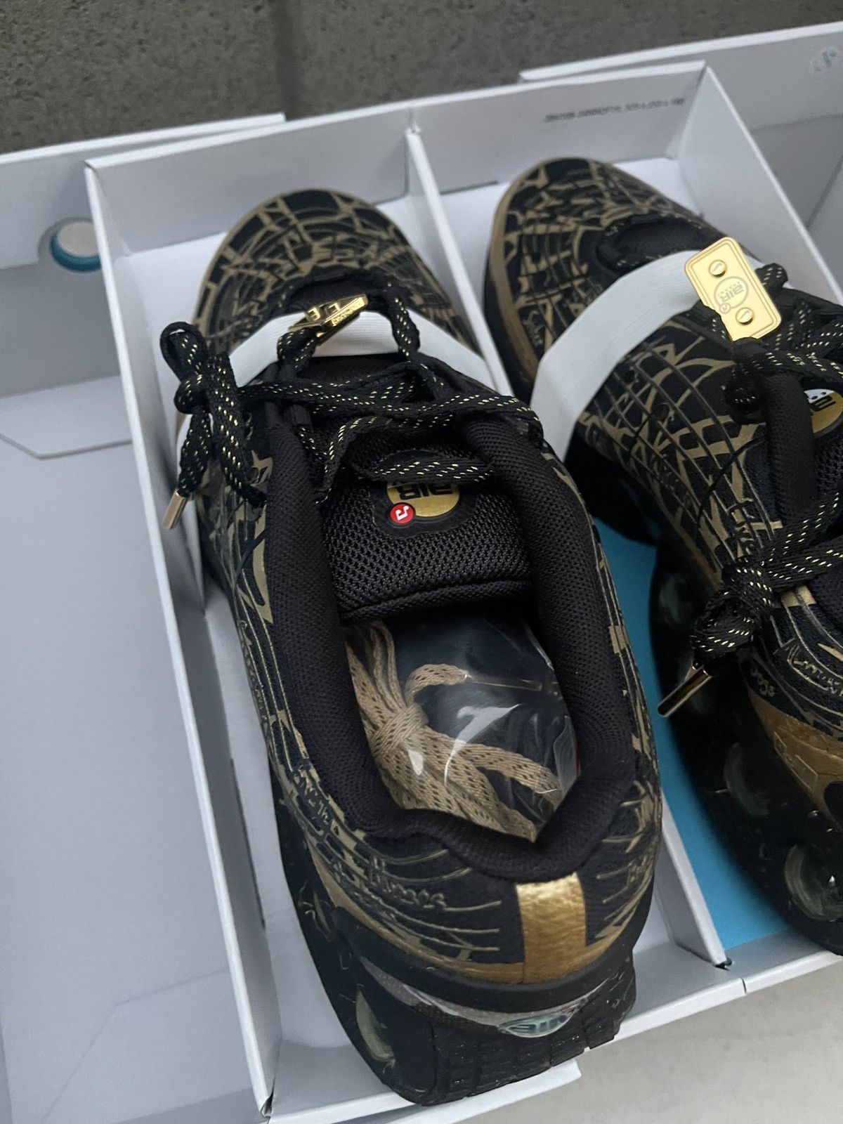 Nike Nike Air Max Dn Doernbecher Connor Size US 11 / EU 44 - 6 Thumbnail