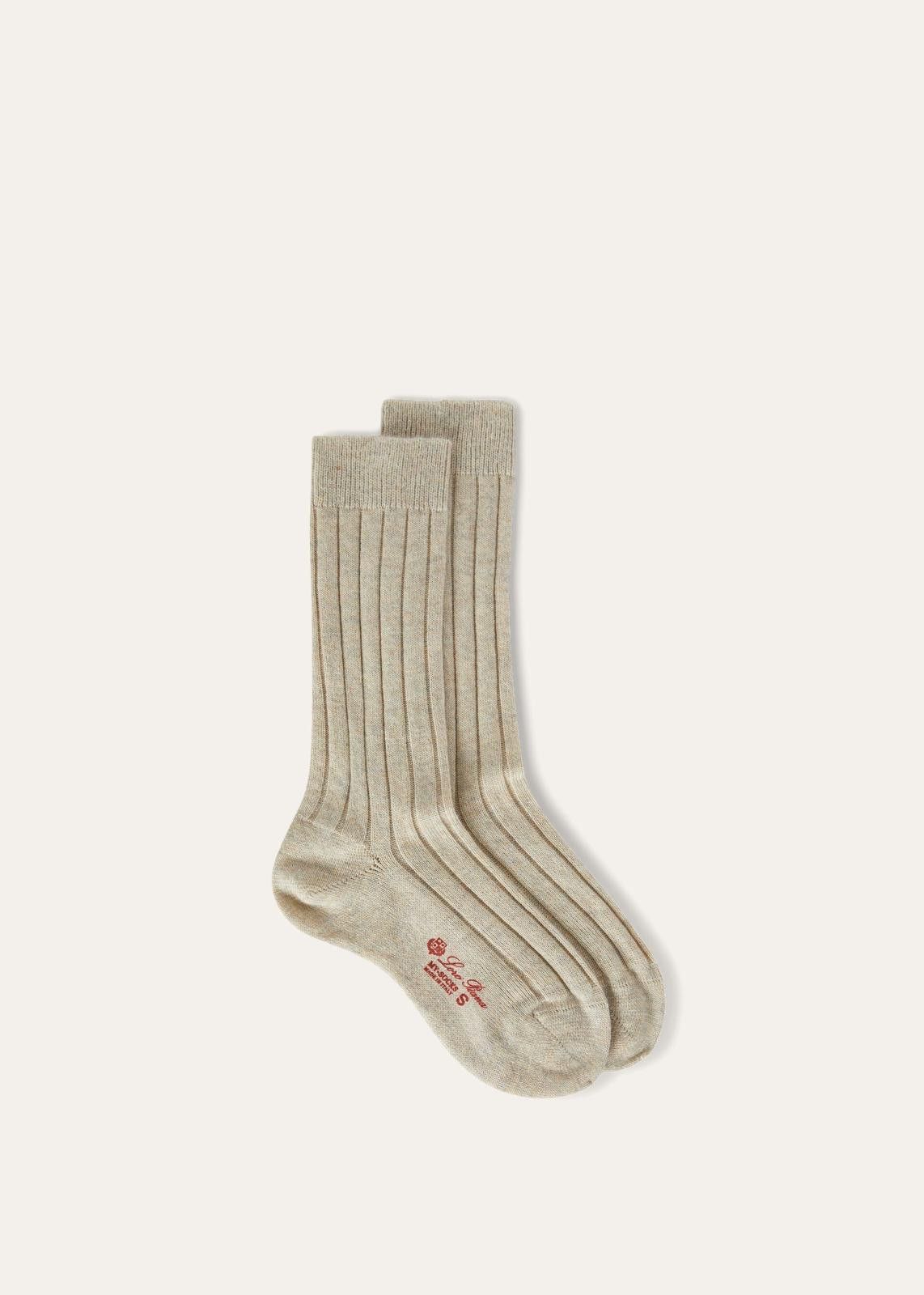 o1srvl11e0325 FAN2947 Size: OS / Socks in Oatmeal