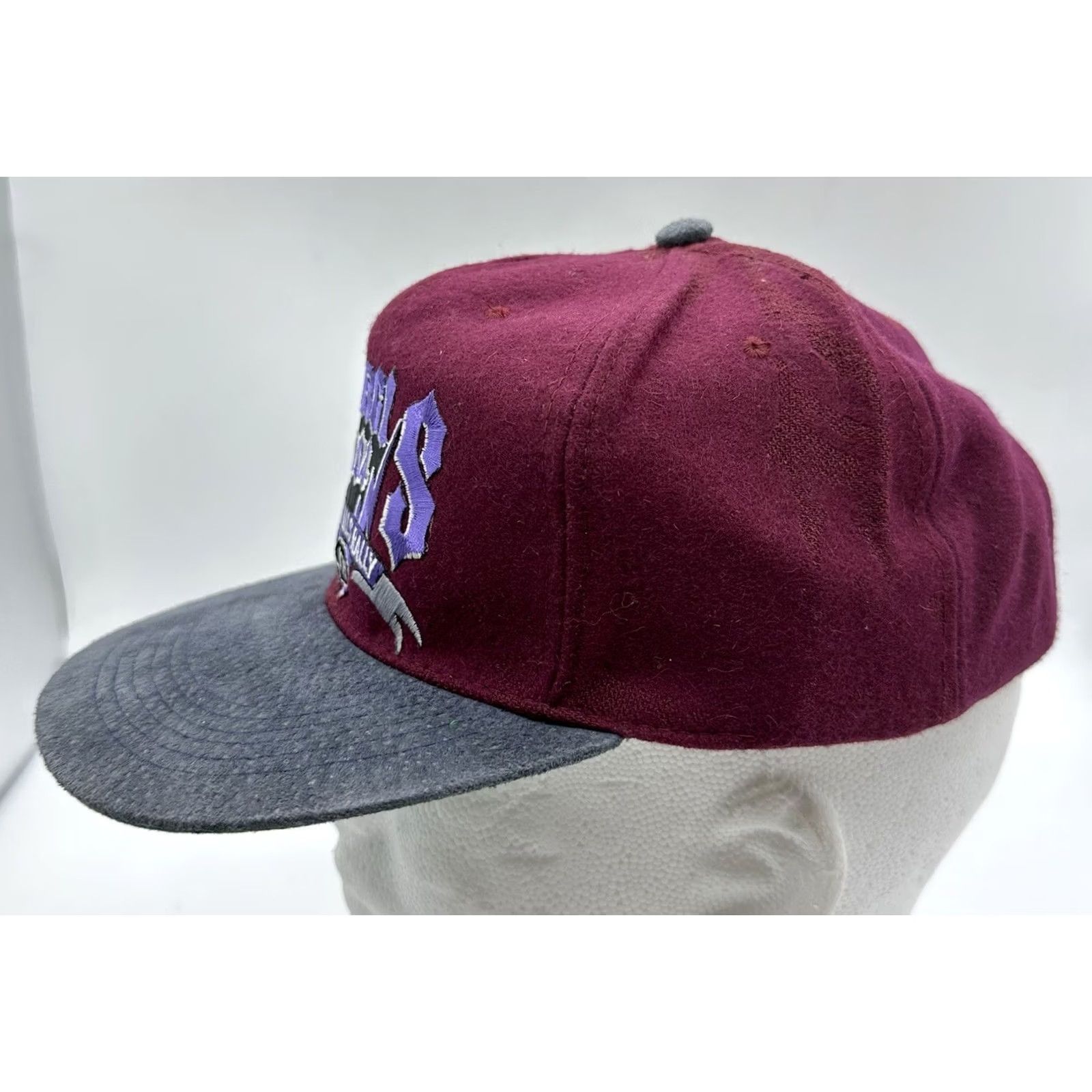 Vintage VINTAGE Cameo Sturgis 2004 Adjustable Burgundy Hat Cap 64th Annual Black Hills Rally Hat Unisex Adults Adjustable Wool Blend Size ONE SIZE - 4 Thumbnail