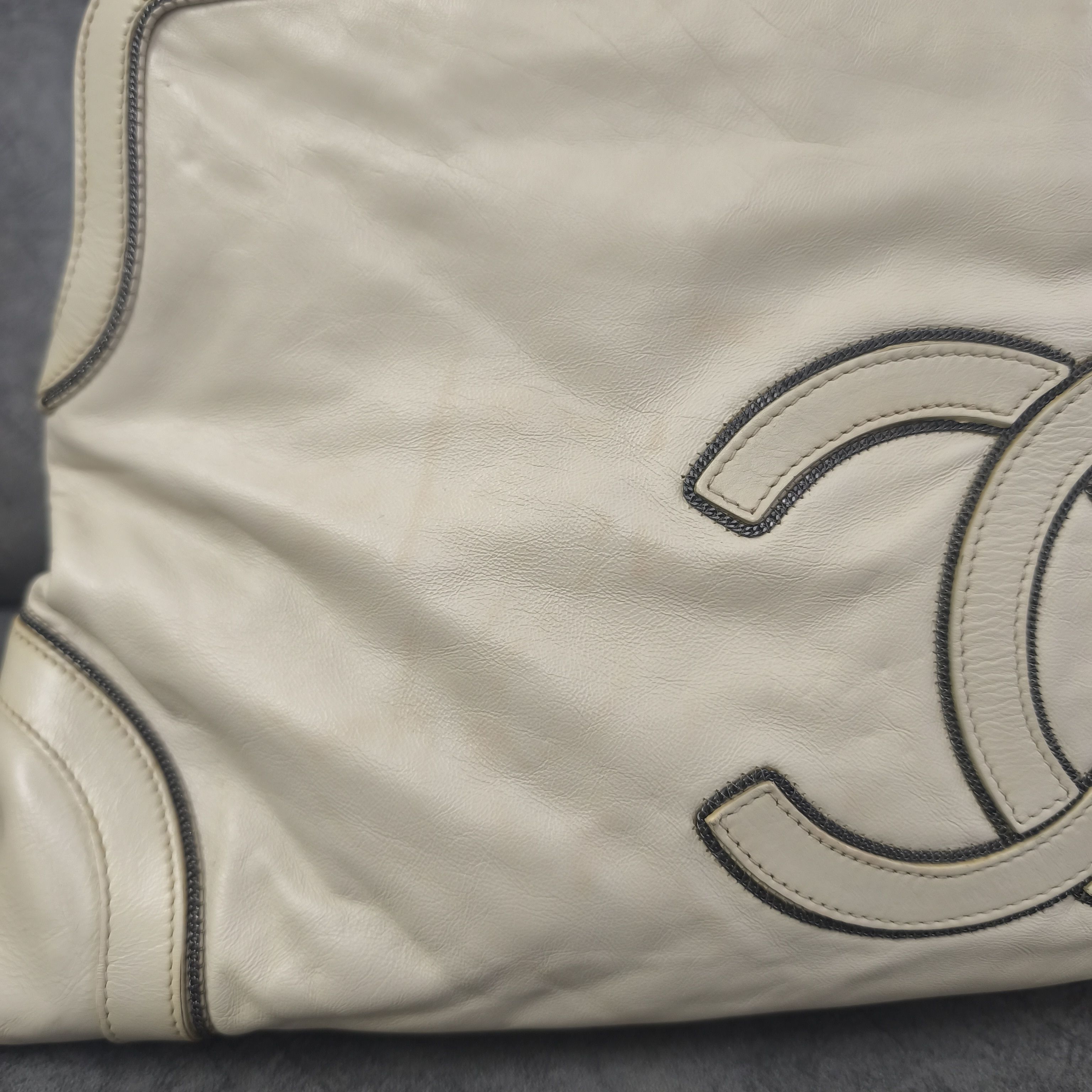 Chanel CHANEL 2008 SOHO CC LOGO CREAM PANELLED HANDBAG Size ONE SIZE - 12 Thumbnail