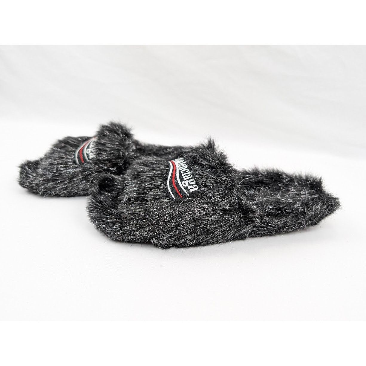 Balenciaga o1rshd1 Furry Slide Metallic in Black/Silver/White/Red Size US 6 / IT 36 - 14 Thumbnail