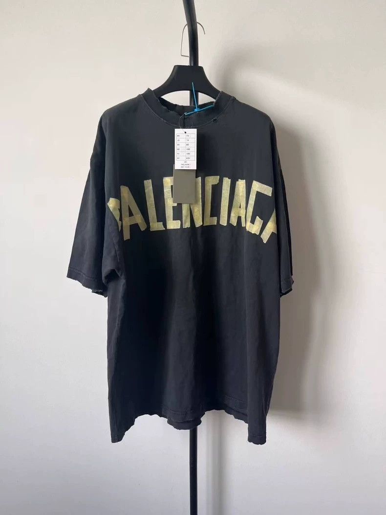 Balenciaga Balenciaga Tape Type Logo Print Tee - dmc Size US L / EU 52-54 / 3 - 1 Thumbnail