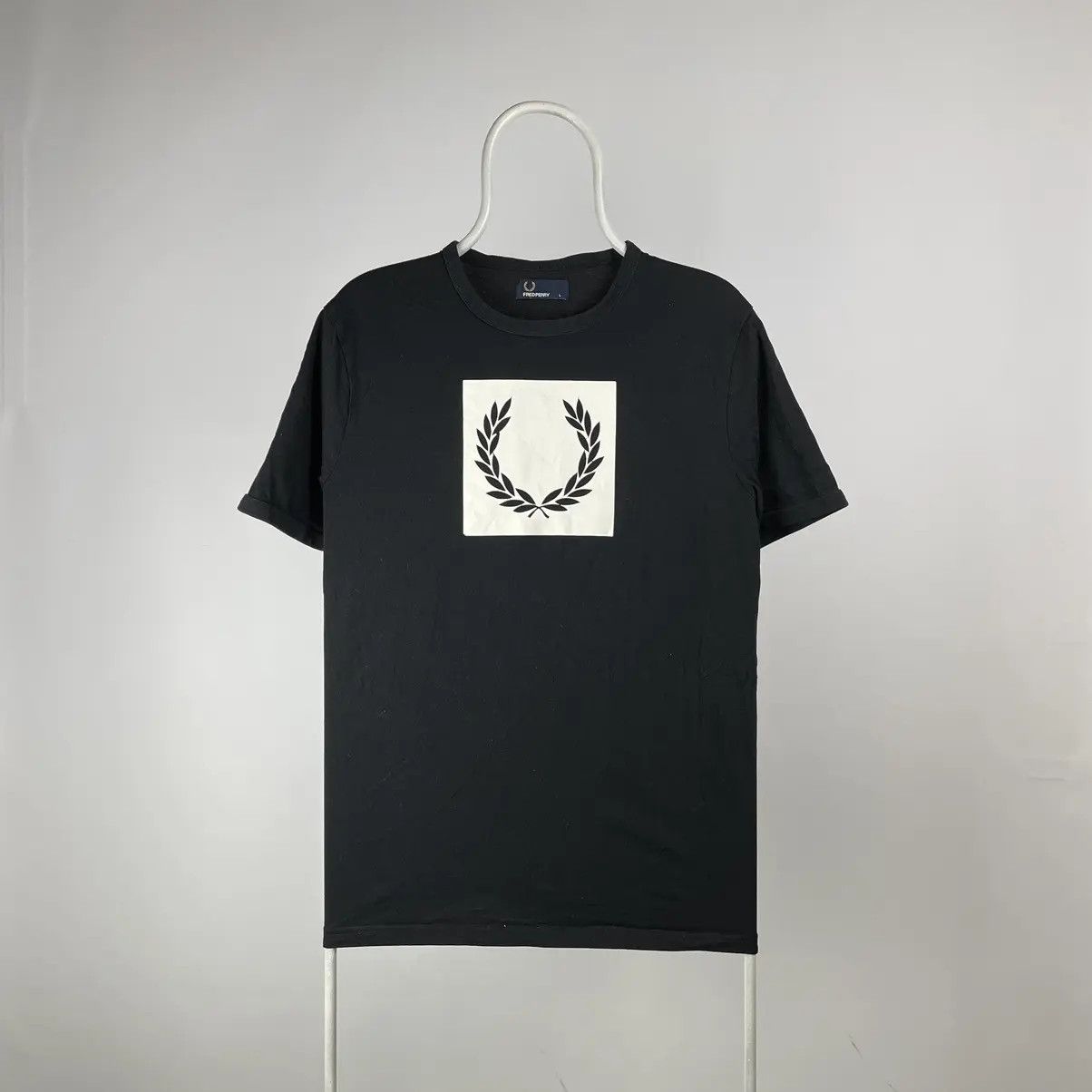 Fred Perry Fred Perry T-shirt box logo size Large Size US L / EU 52-54 / 3 - 1 Thumbnail