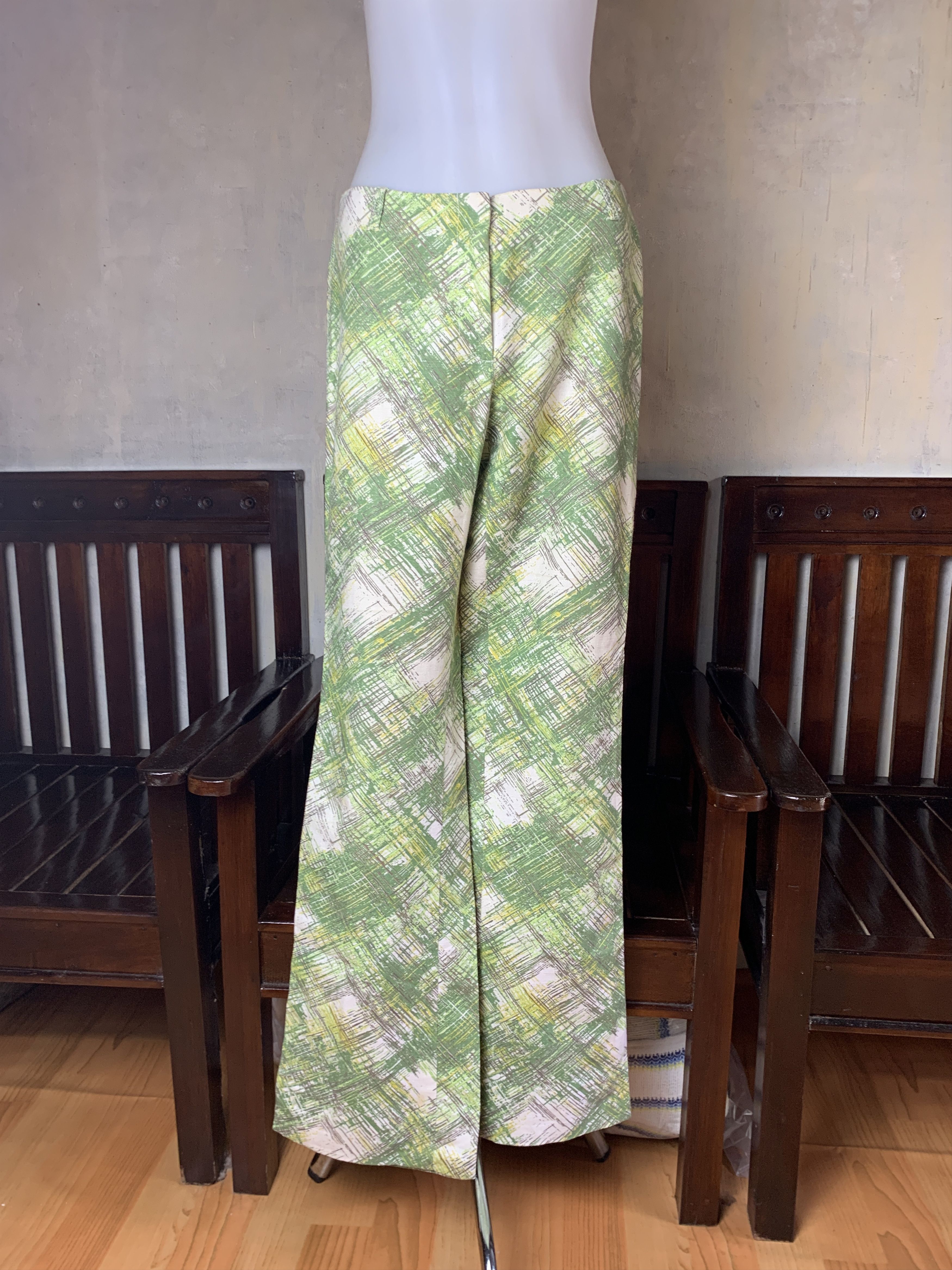 MAX&Co. Max&Co Italy Green Patterned Flared Pants (27) Size 27" / US 4 / IT 40 - 2 Thumbnail