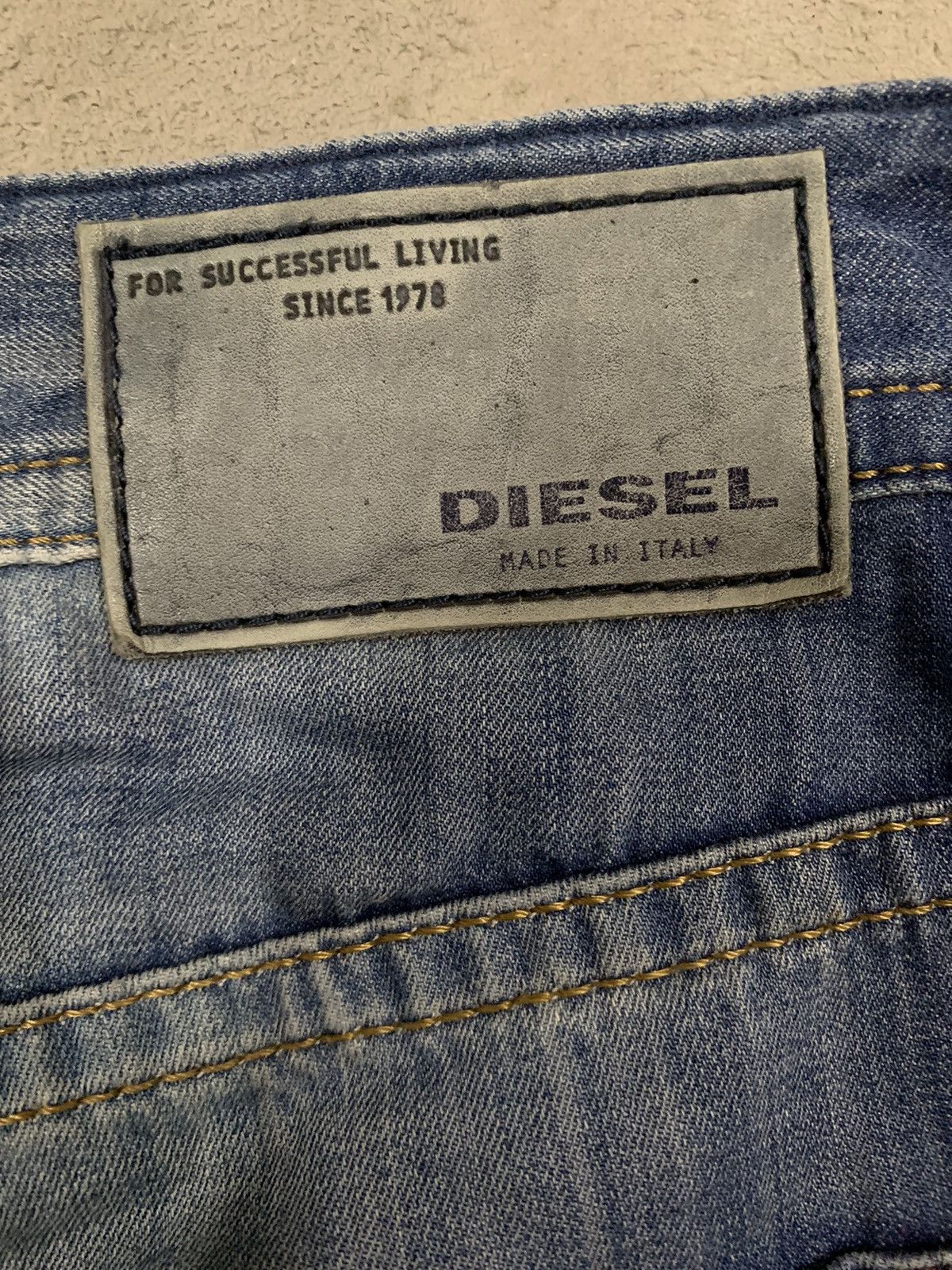 Diesel Diesel Blue Eyecons 2016/2Edition Blue Wash Distressed Jeans Size US 32 / EU 48 - 12 Thumbnail