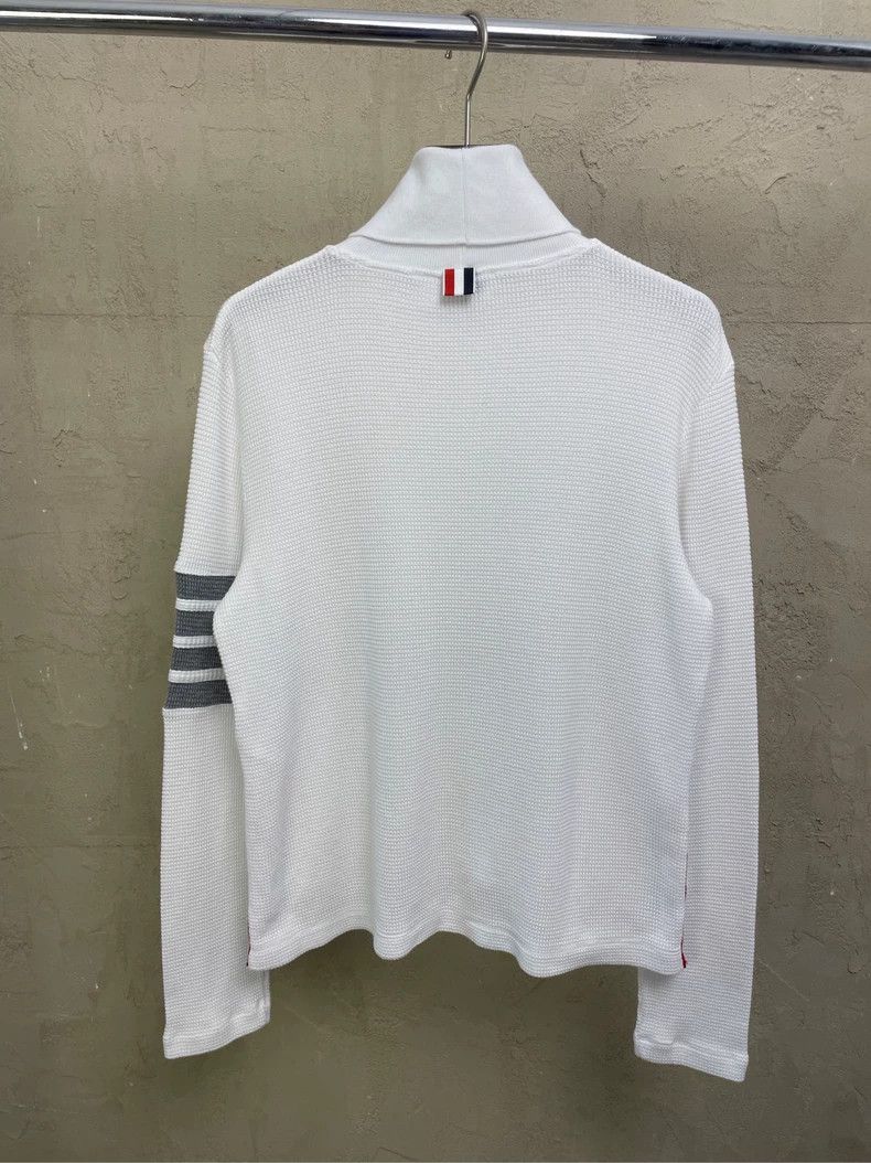 Thom Browne Thom browne White four-striped waffled high-neck sweatshirt Size S / US 4 / IT 40 - 2 Thumbnail