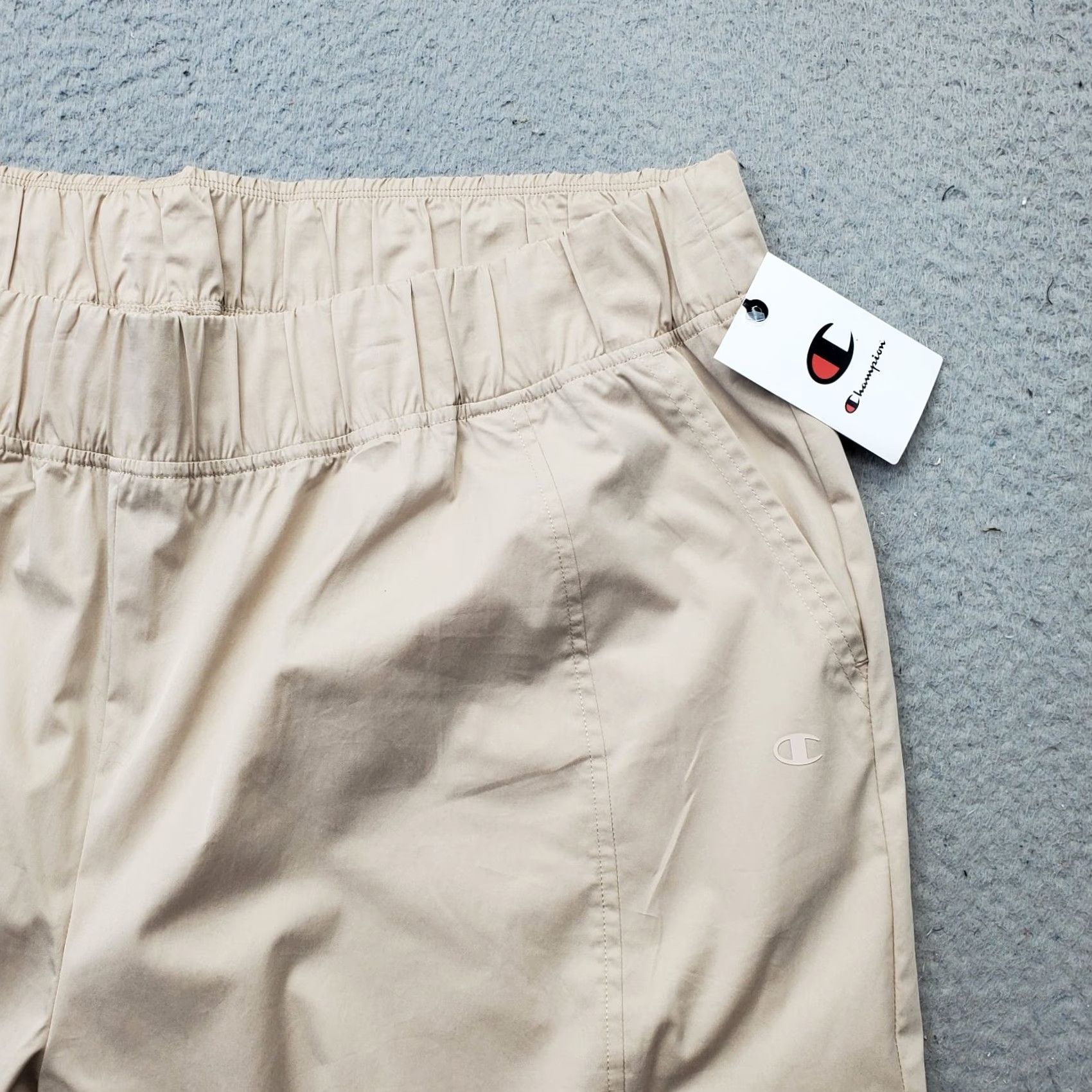 Champion Champion Jogger Pants Womens 2XL Tan Performance Cargo Pockets Elastic Waist Size: Womens 2XL Tan Jogger Pants Size 40" / US 18 - 7 Thumbnail