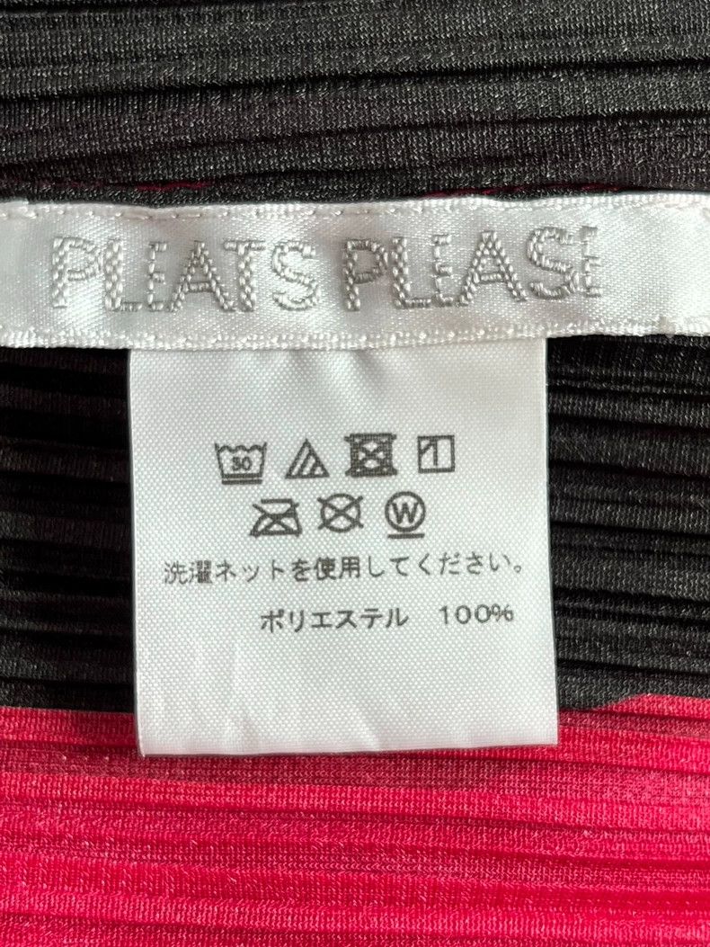 Issey Miyake Issey Miyake size:3 Red and black pleated long-sleeved shi Size S / US 4 / IT 40 - 3 Thumbnail
