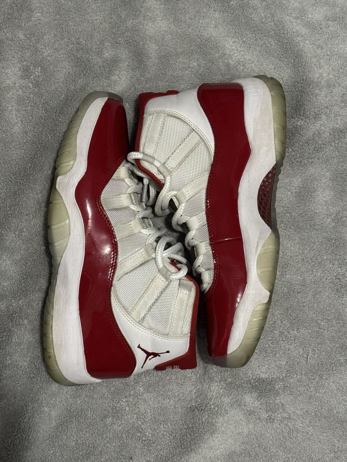 Nike Jordan 11 Cherry Red Size 8.5 Used No Box Size US 8.5 / EU 41-42 - 1 Thumbnail