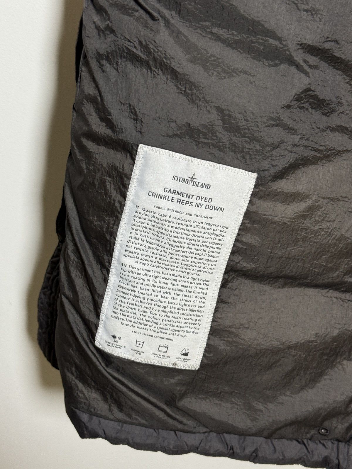 Stone Island Stone Island Crinkle Reps NY down jacket in matte black Size US L / EU 52-54 / 3 - 11 Thumbnail