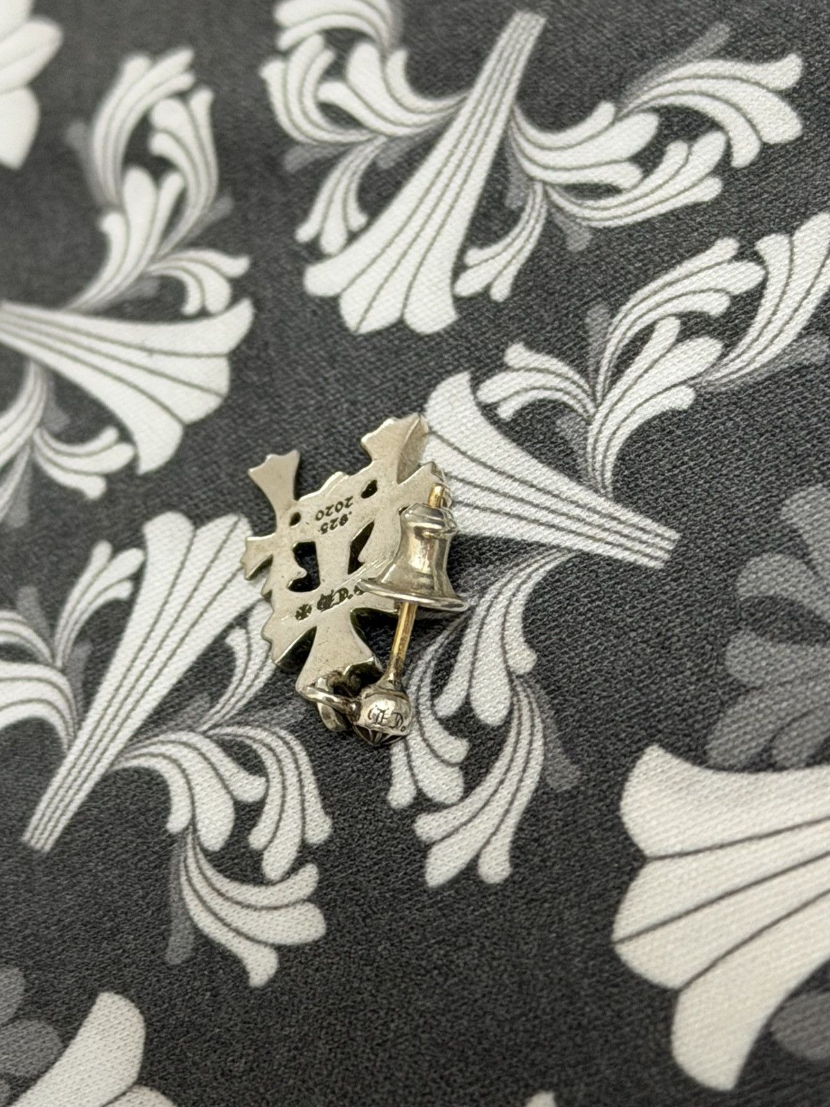 Chrome Hearts Chrome Hearts VVS Diamonds Triple Cross Earring Size ONE SIZE - 7 Thumbnail