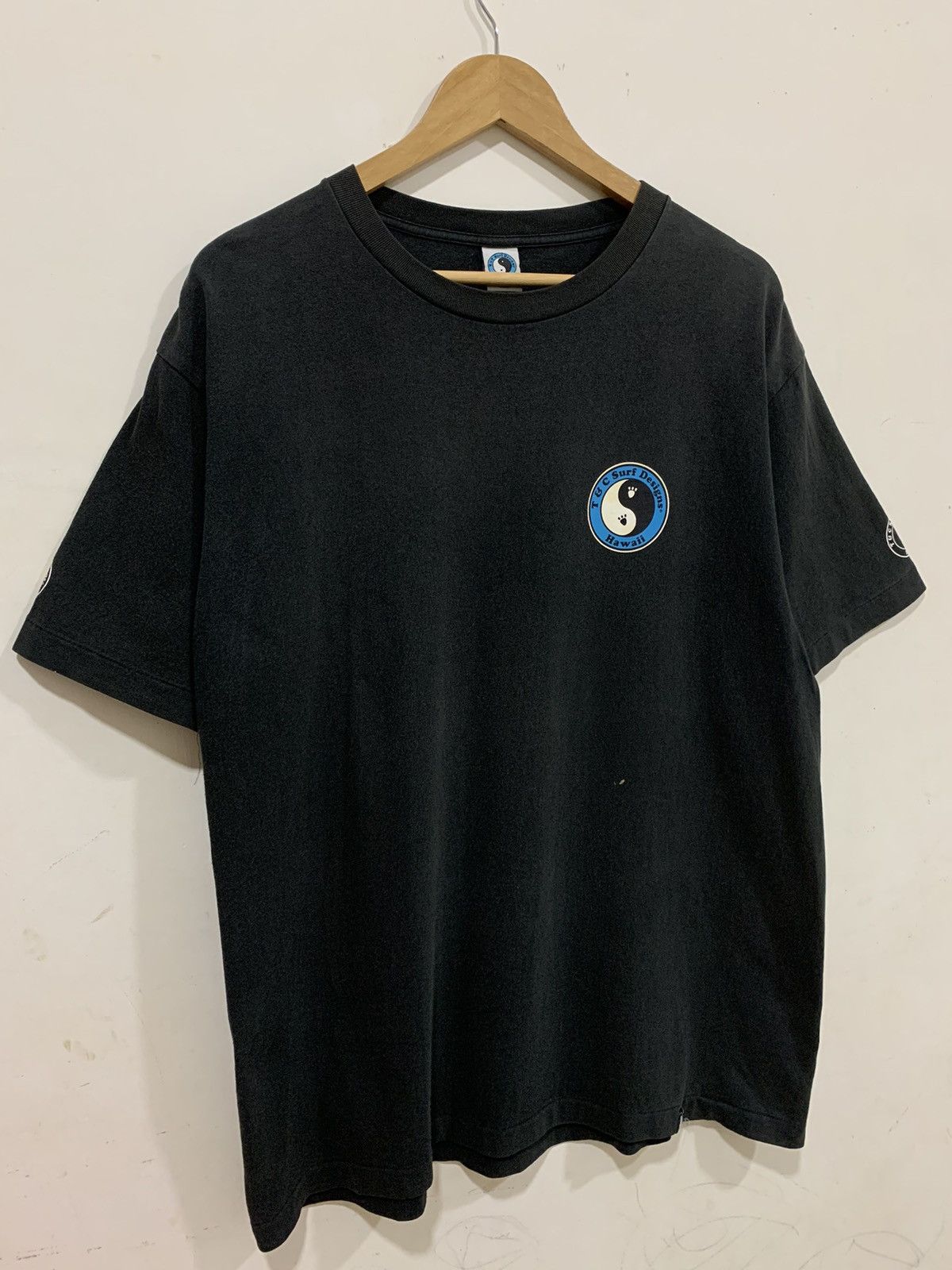 Vintage Vintage T&C SURF DESIGNS Hawaii Crazy Graphic Surf Tee Size US XL / EU 56 / 4 - 4 Thumbnail