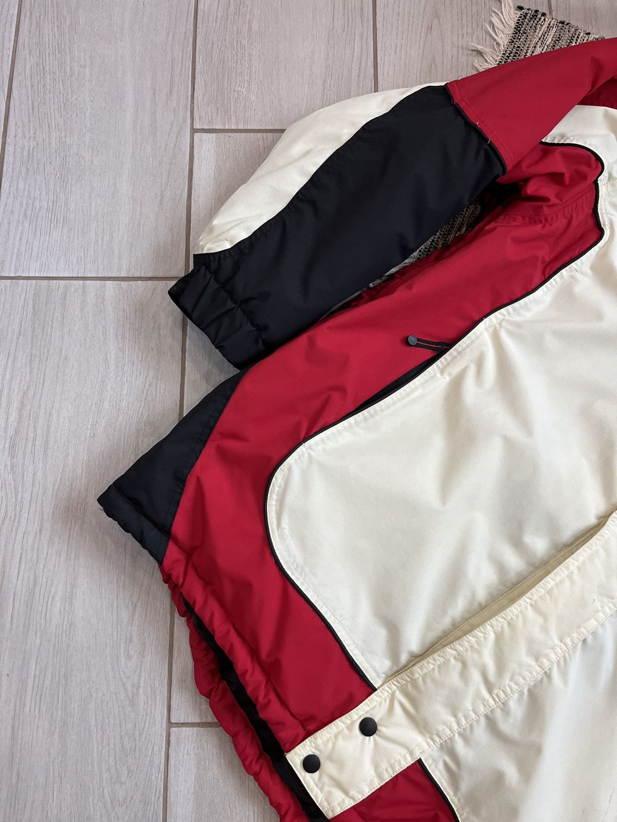 Vintage Vintage Boarding Division TCM sports ski jacket Size US XL / EU 56 / 4 - 6 Thumbnail