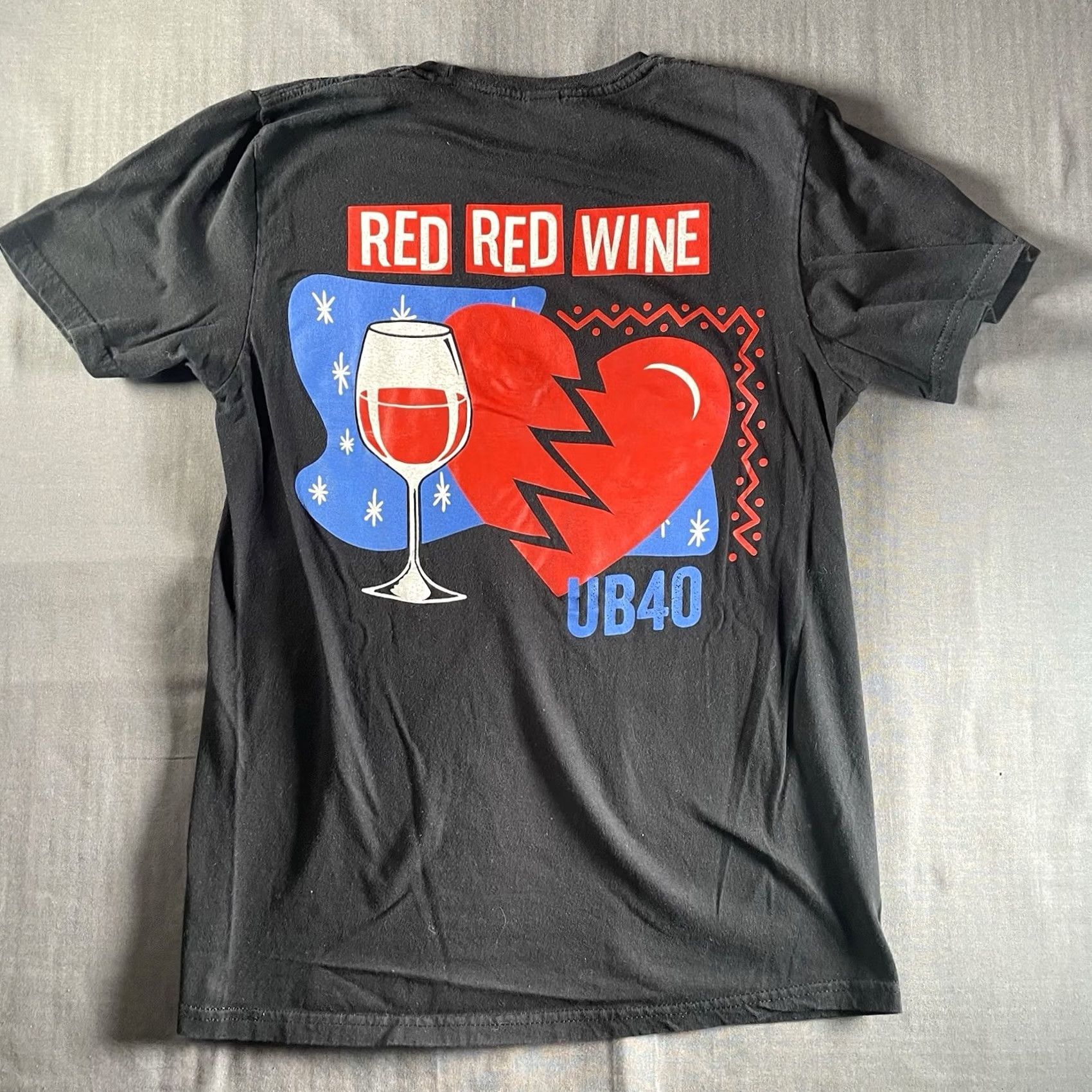 Vintage UB40 Shirt Men Small Red Black The Beat Reggae English T-Shirt S Mens Red Wine UB40 Shirt Reggae Shirt Size US S / EU 44-46 / 1 - 3 Thumbnail