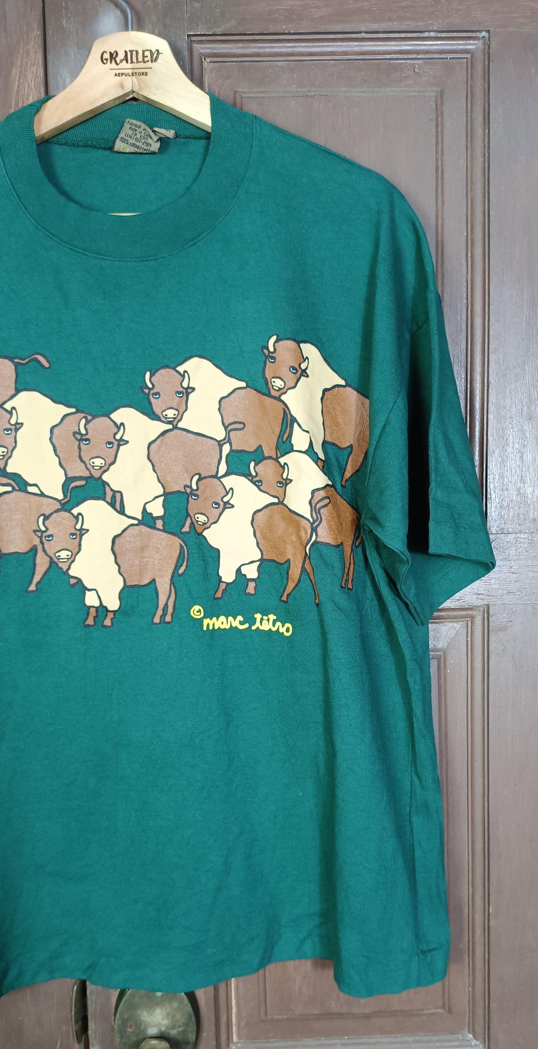 Vintage Vintage Canada Buffalo Tee 90s Marc Tetro Made in Canada Size US L / EU 52-54 / 3 - 3 Thumbnail