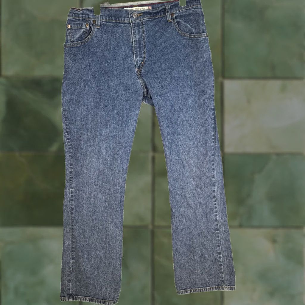 Levi's Levi’s 550 Men Jeans 32x31 Blue Denim Mid-Rise Relaxed Bootcut Zip Fly Jeans Size US 32 / EU 48 - 1 Thumbnail
