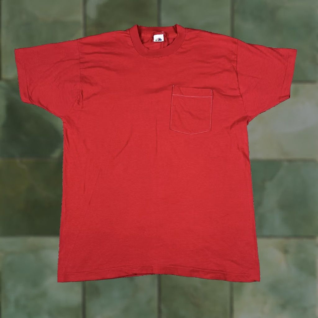 Fruit Of The Loom VINTAGE Fruit Of The Loom Shirt Selvedge Pocket 90s Red 100% Cotton Large Unisex Adults Short Sleeve Crew Neck T-Shirt Mens Womens Size US L / EU 52-54 / 3 - 1 Thumbnail