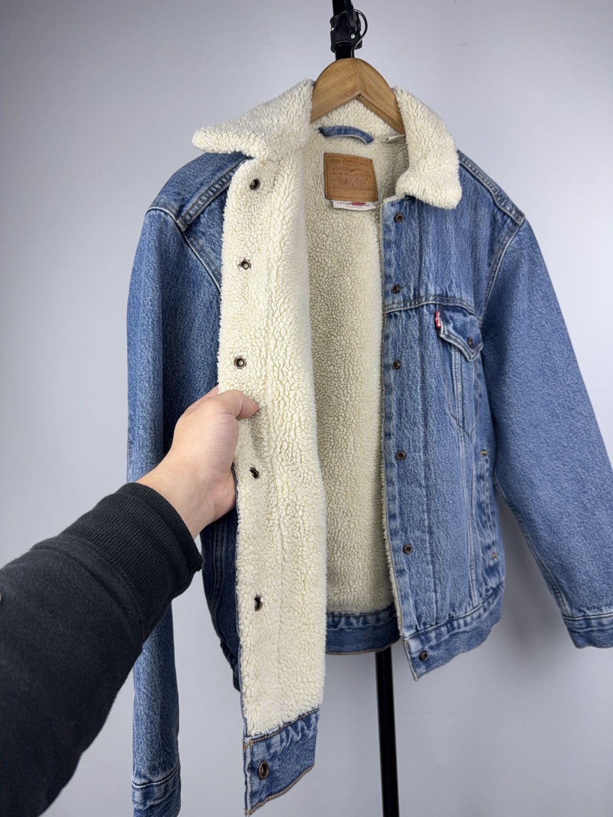 Levi's Retro 00s Levi’s Premium Sherpa Trucker Denim Jacket L Size L / US 10 / IT 46 - 10 Thumbnail
