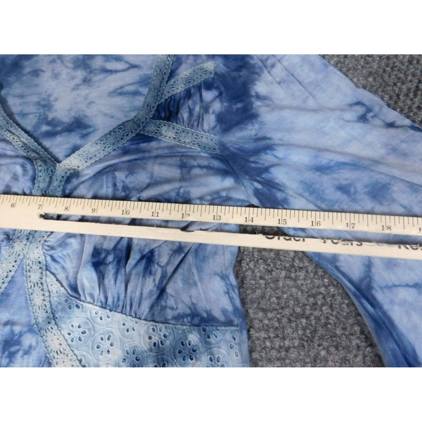 Vintage One World Blouse Tunic Womens S Blue Crew Neck 3/4 Sleeve Knit Cotton Pullover Geometric Button Size S / US 4 / IT 40 - 6 Thumbnail