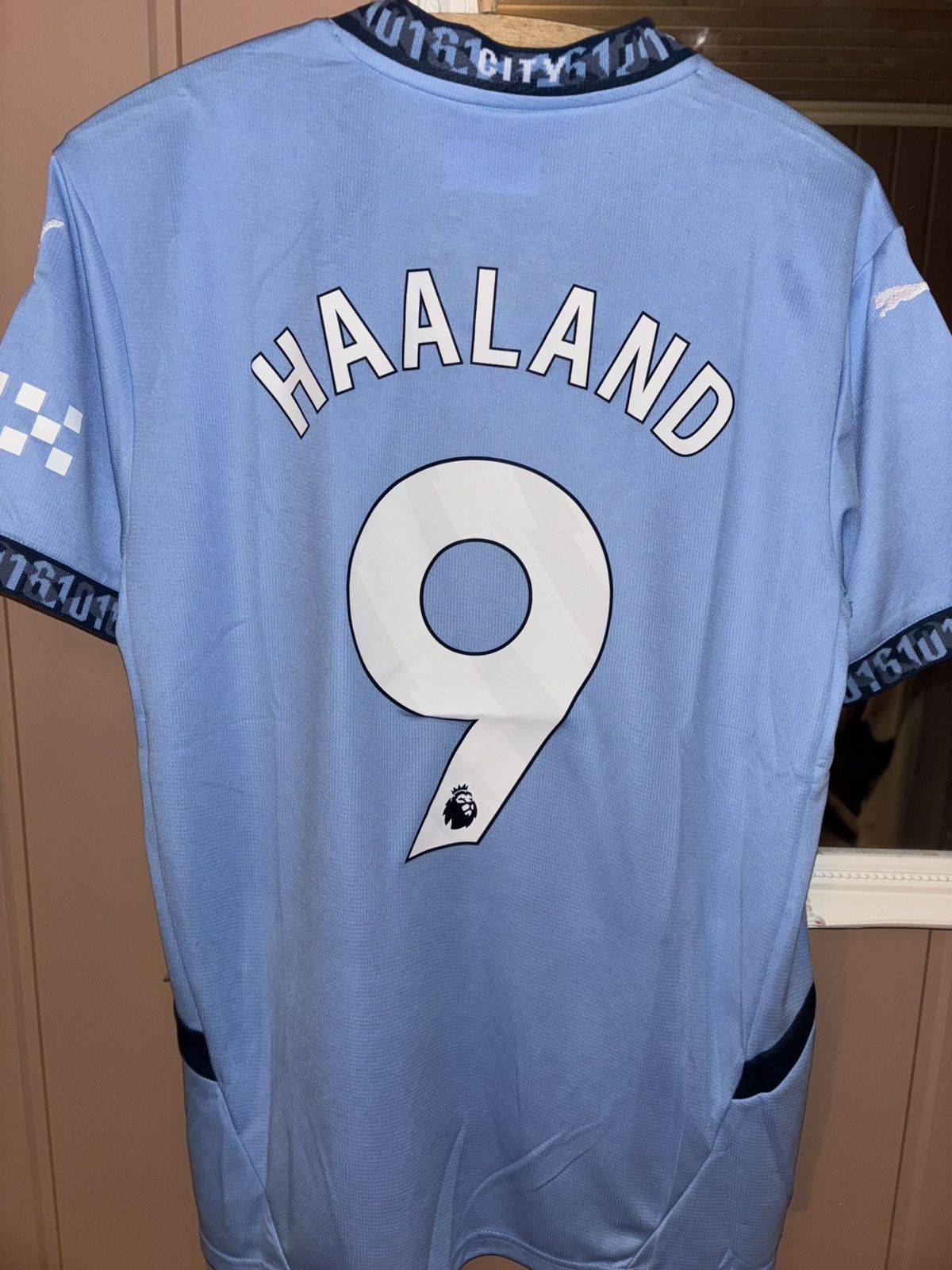 Puma Haaland Manchester City Soccer Jersey Size M Size US M / EU 48-50 / 2 - 1 Thumbnail