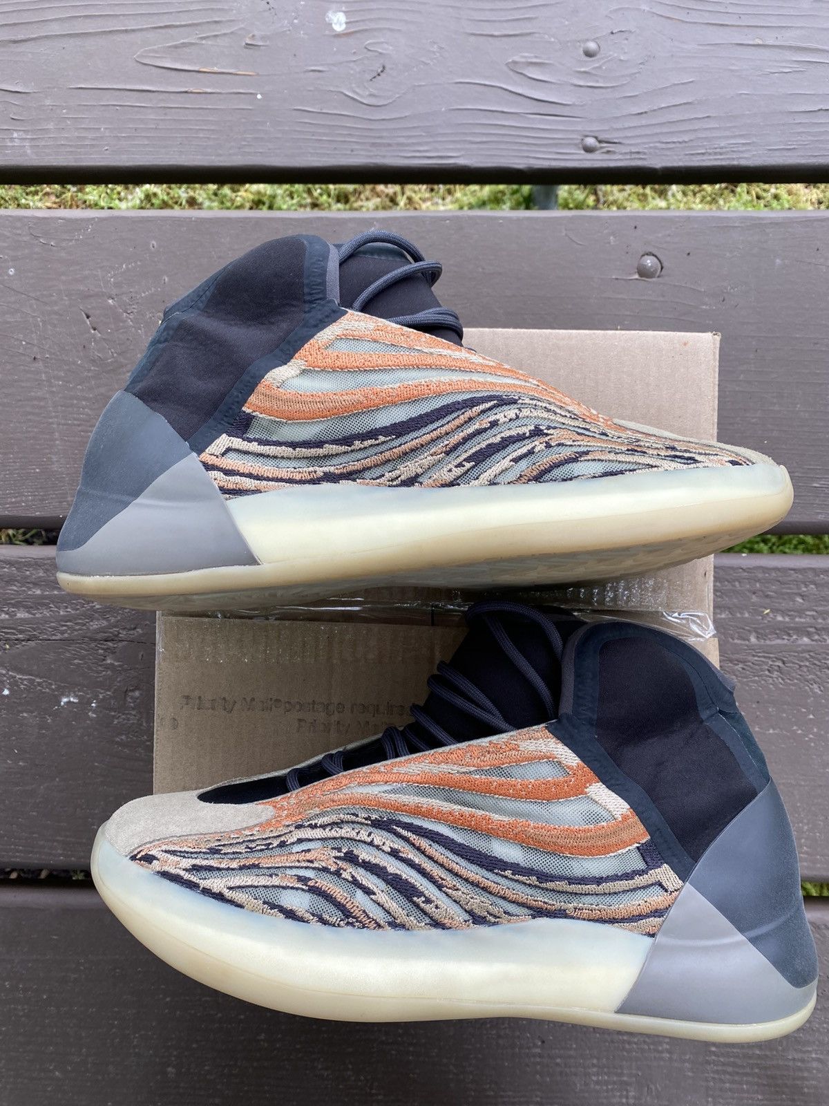 Adidas Adidas Yeezy Quantum Flash Orange GW5314 Size 12.5 Men Size US 12.5 / EU 45-46 - 3 Thumbnail