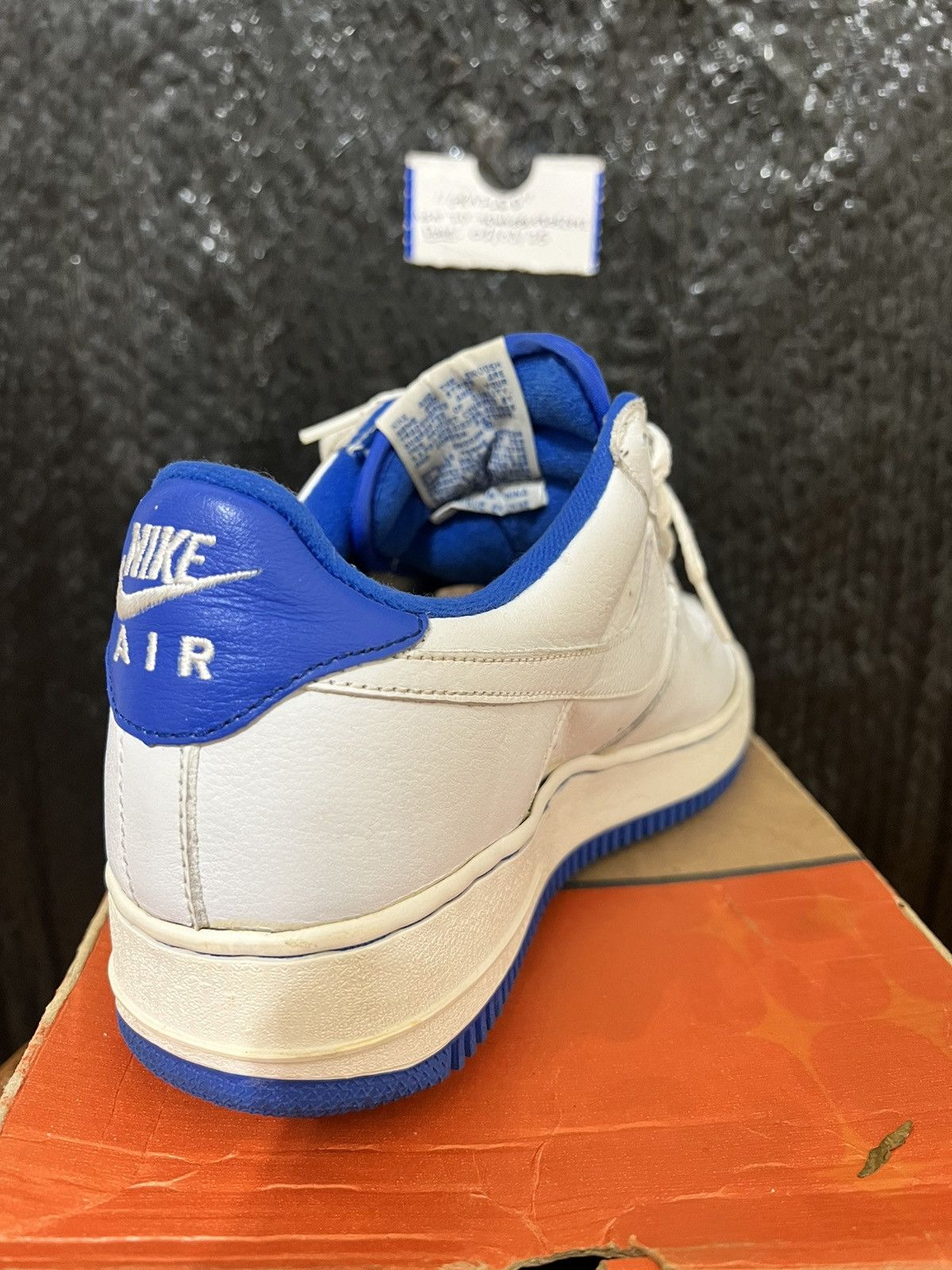 Nike 24hr FLASH SALE* Air Force 1 “2002” VERY RARE OG Size US 9 / EU 42 - 14 Thumbnail