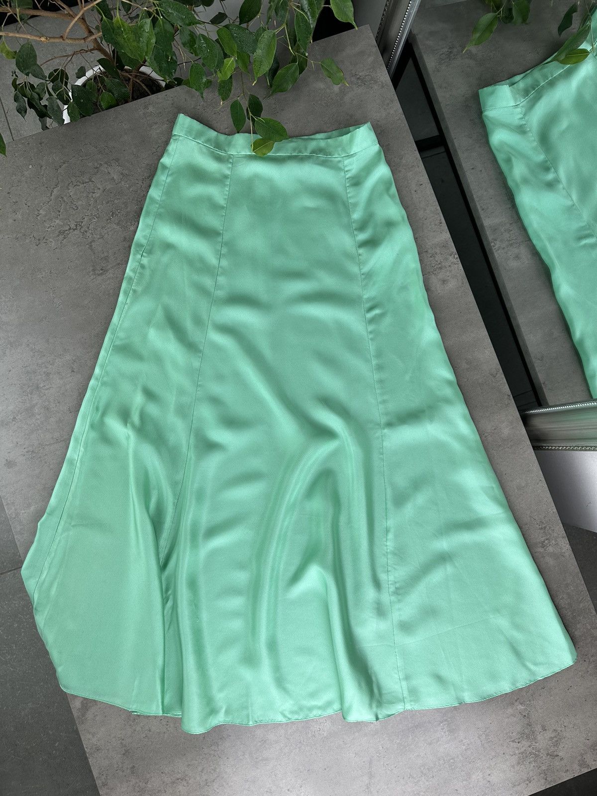 Sandro Sandro Flared Silk Midi Skirt Size 25" / US 0 / IT 36 - 1 Thumbnail
